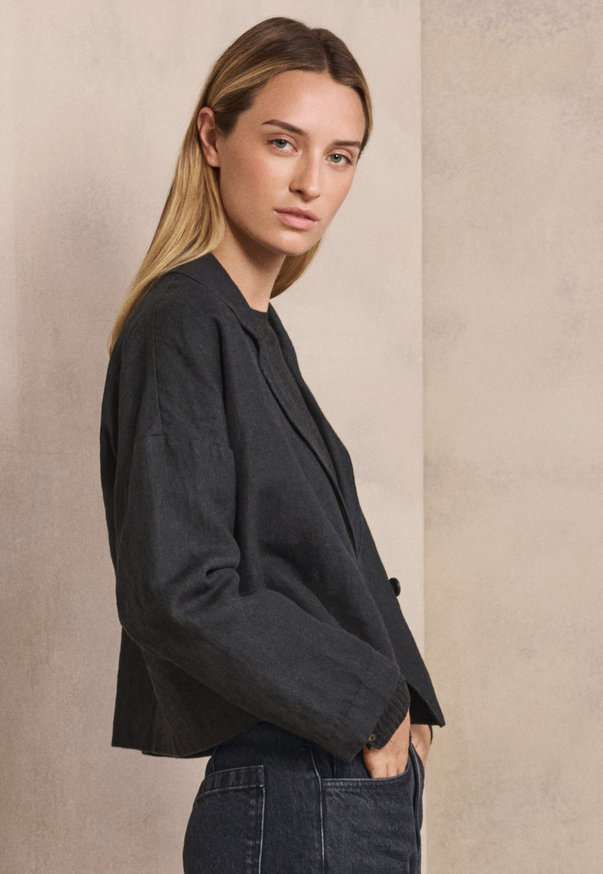 Cropped jacket