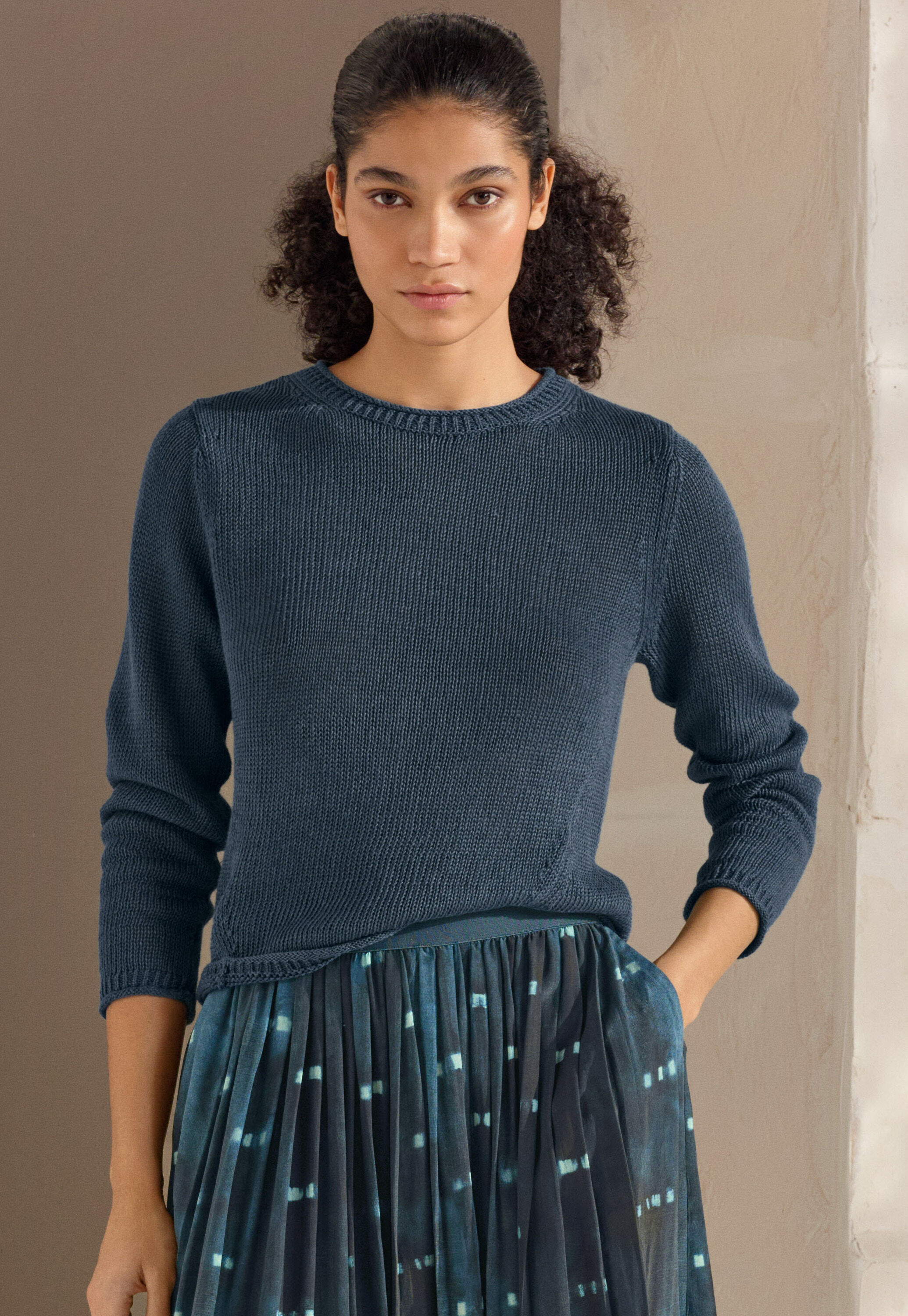 Round-neck sweater