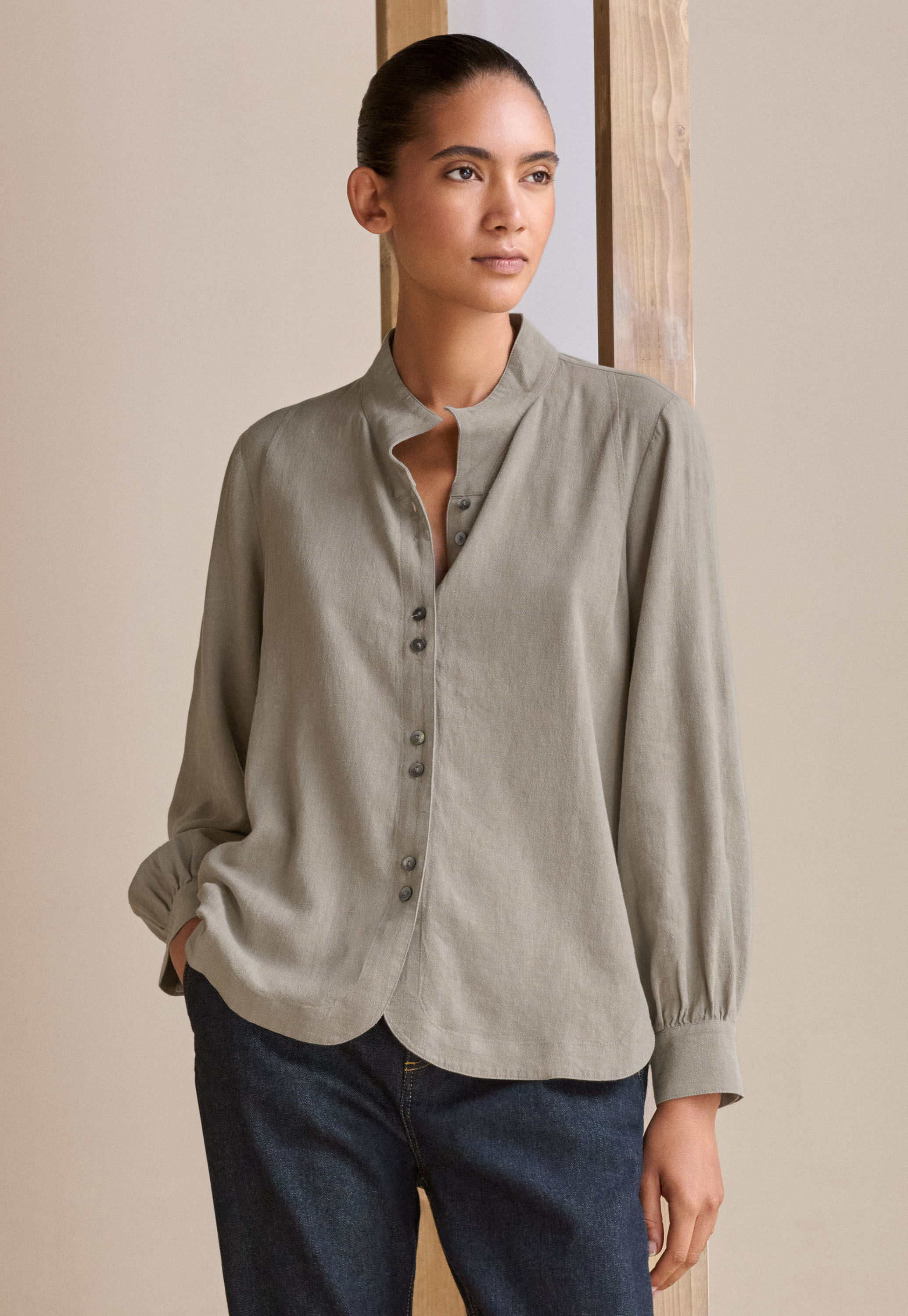 Funnel-neck blouse