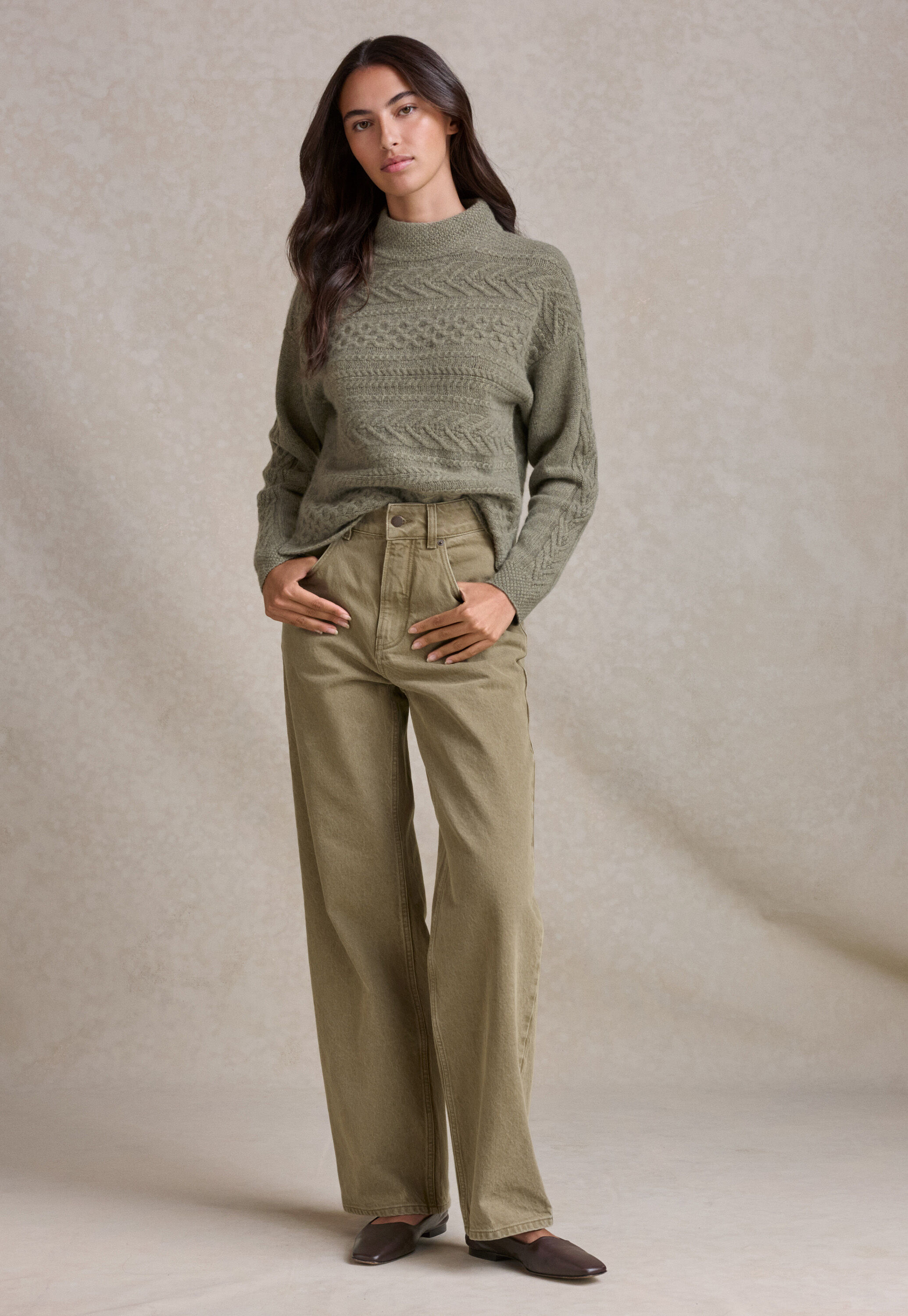 Straight-leg jeans