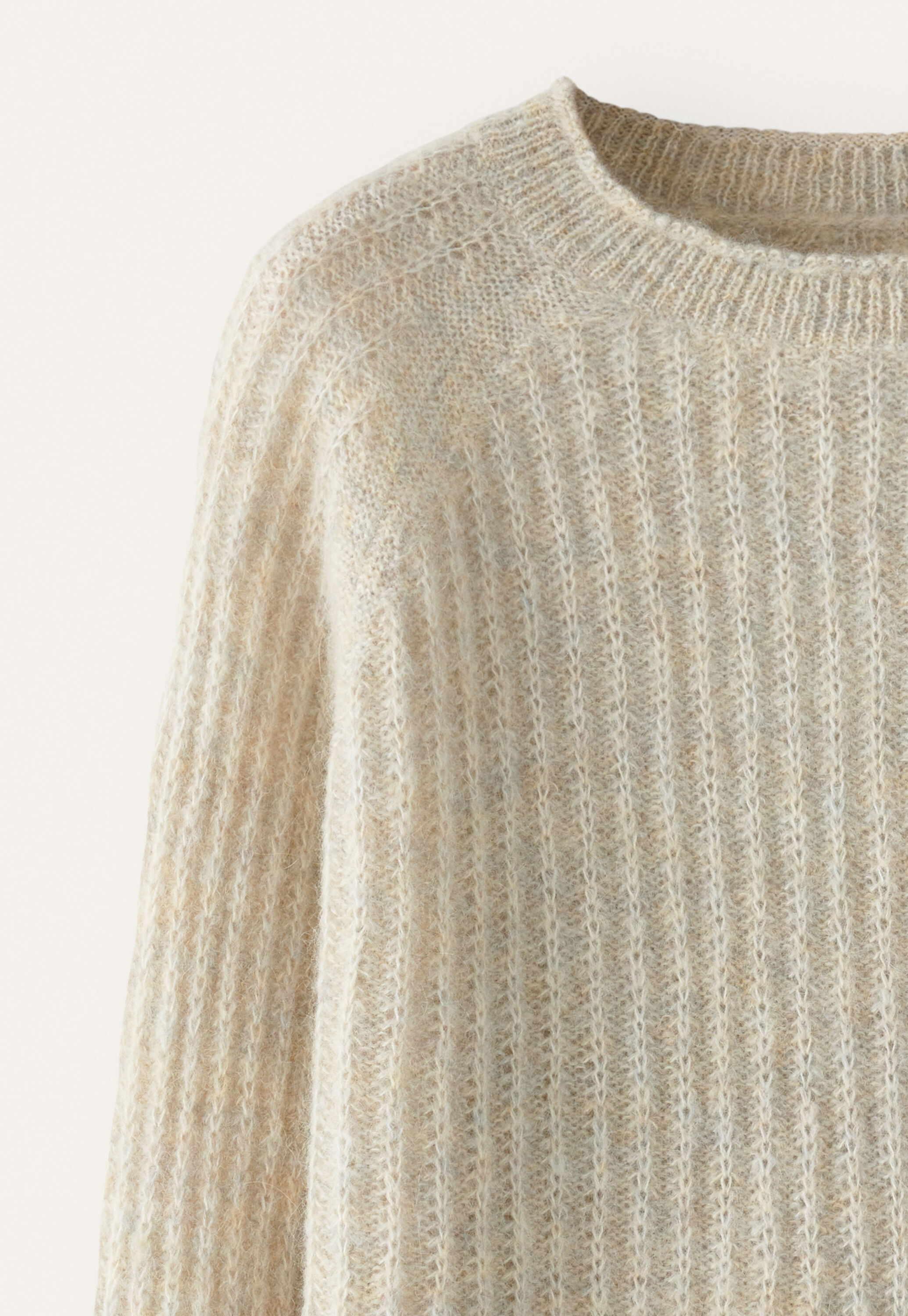 Round-neck sweater