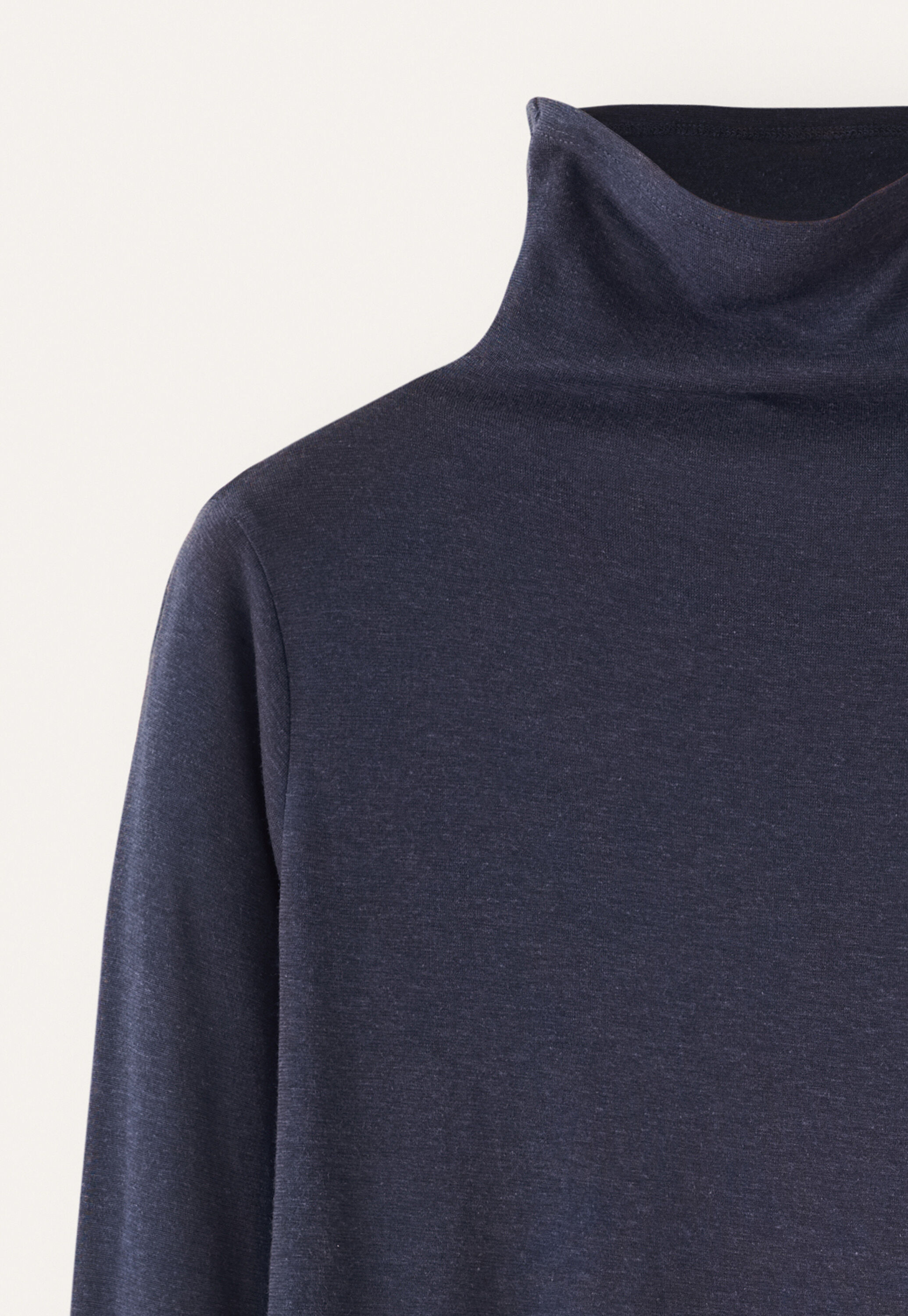 Funnel-neck top