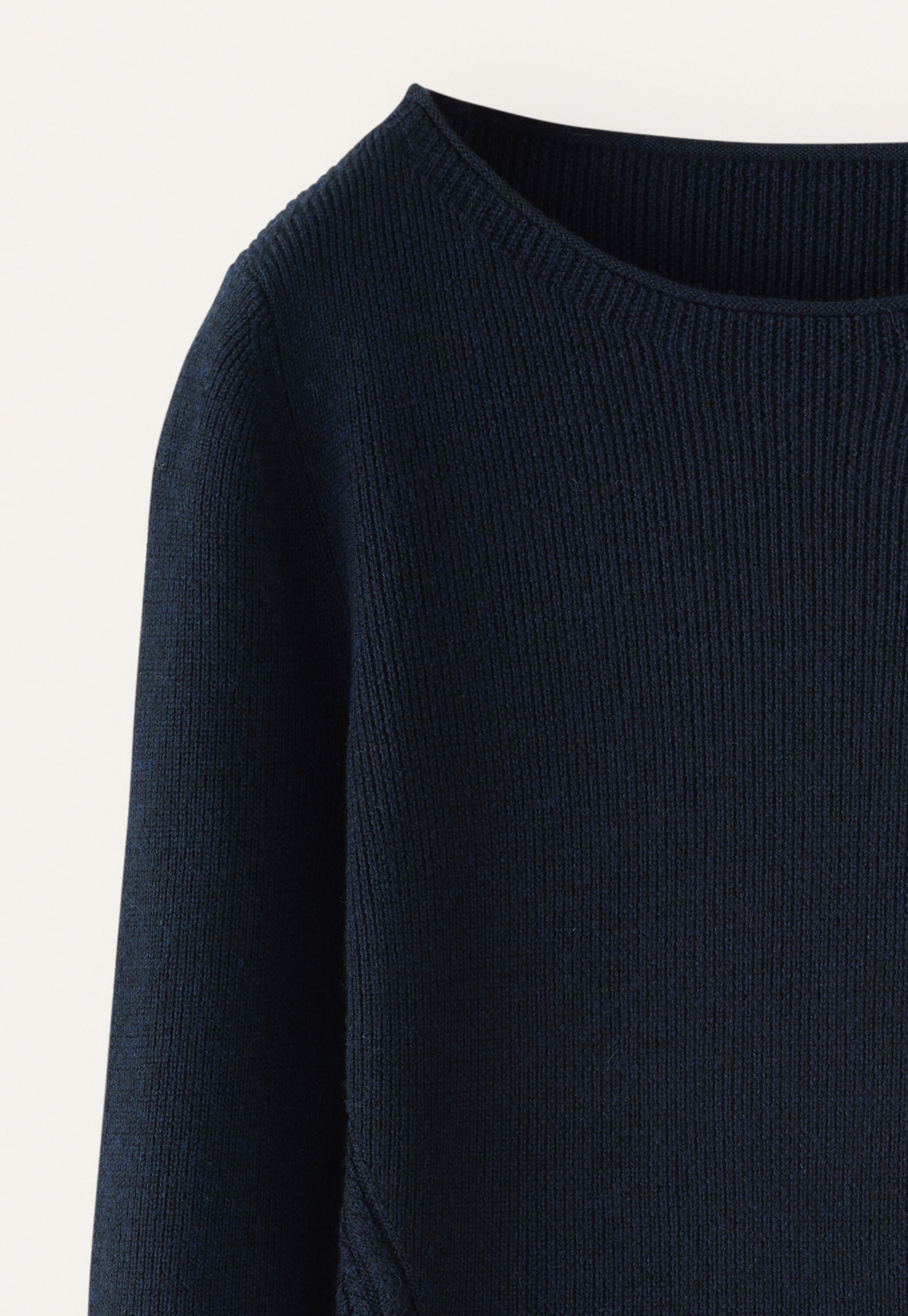 Round-neck sweater