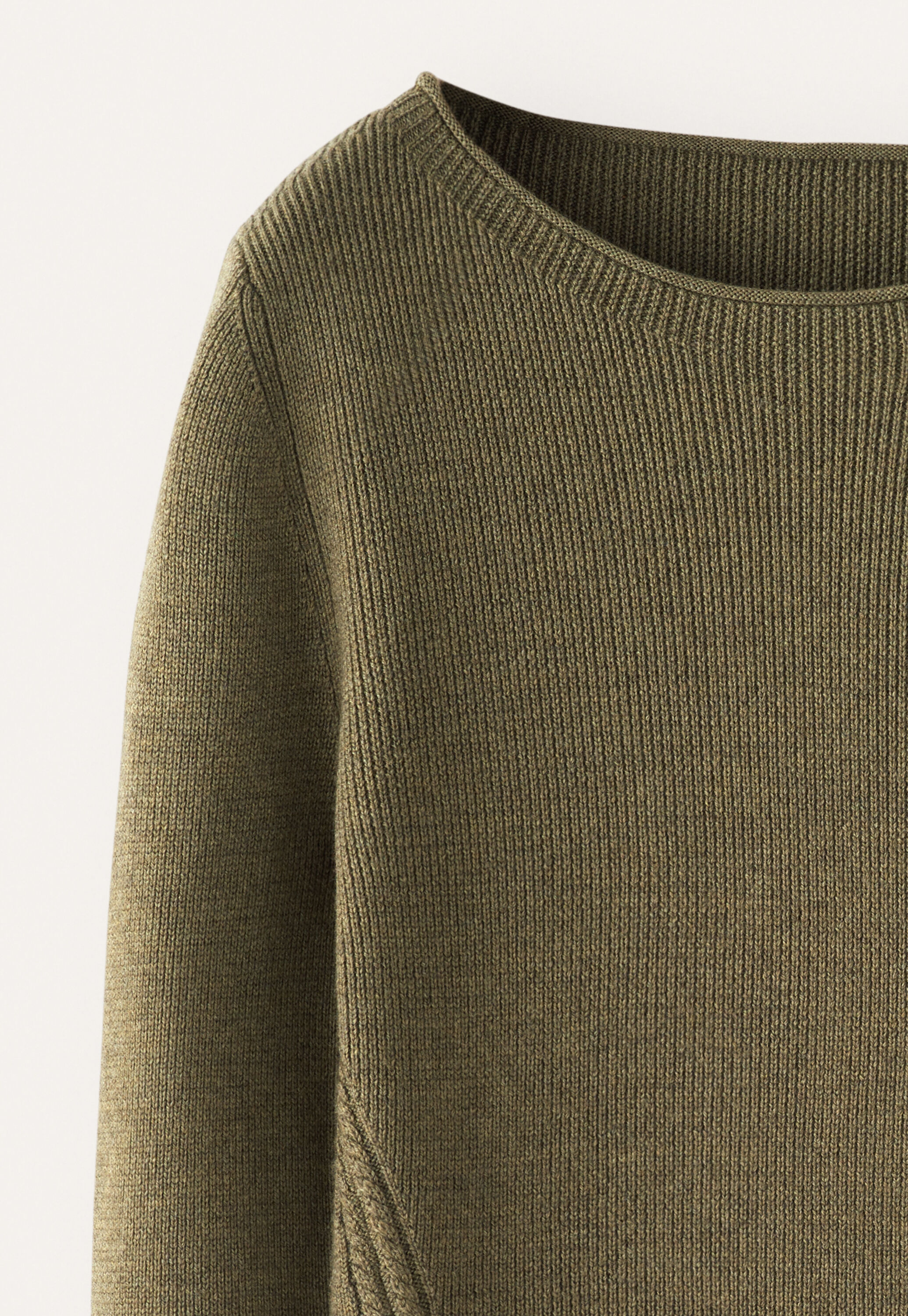 Round-neck sweater