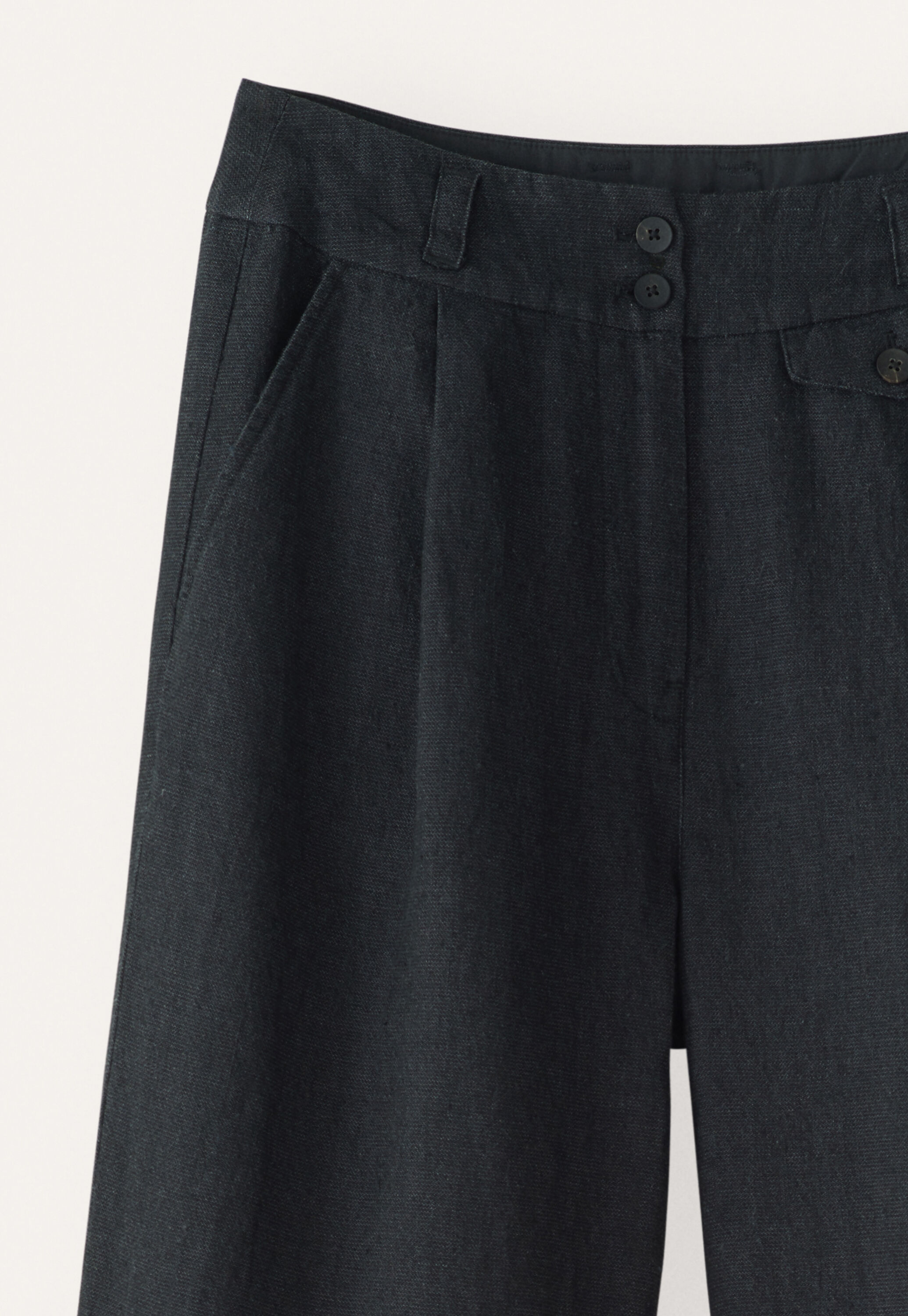 Wide-leg trousers