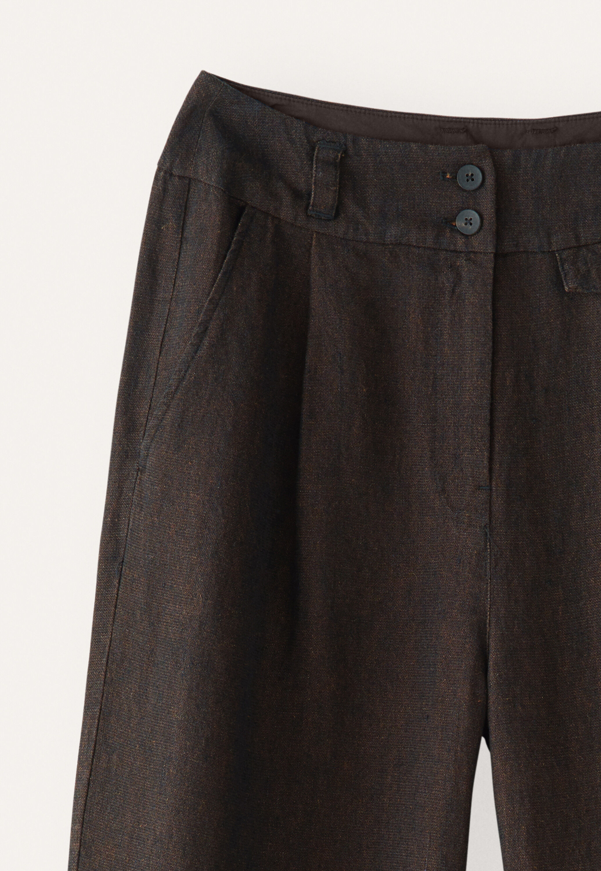 Wide-leg trousers