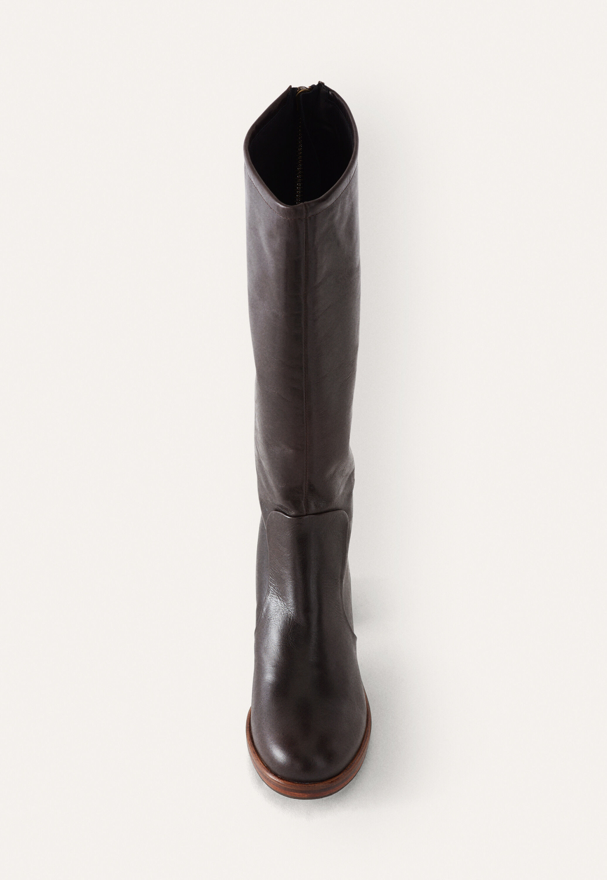Heeled boots