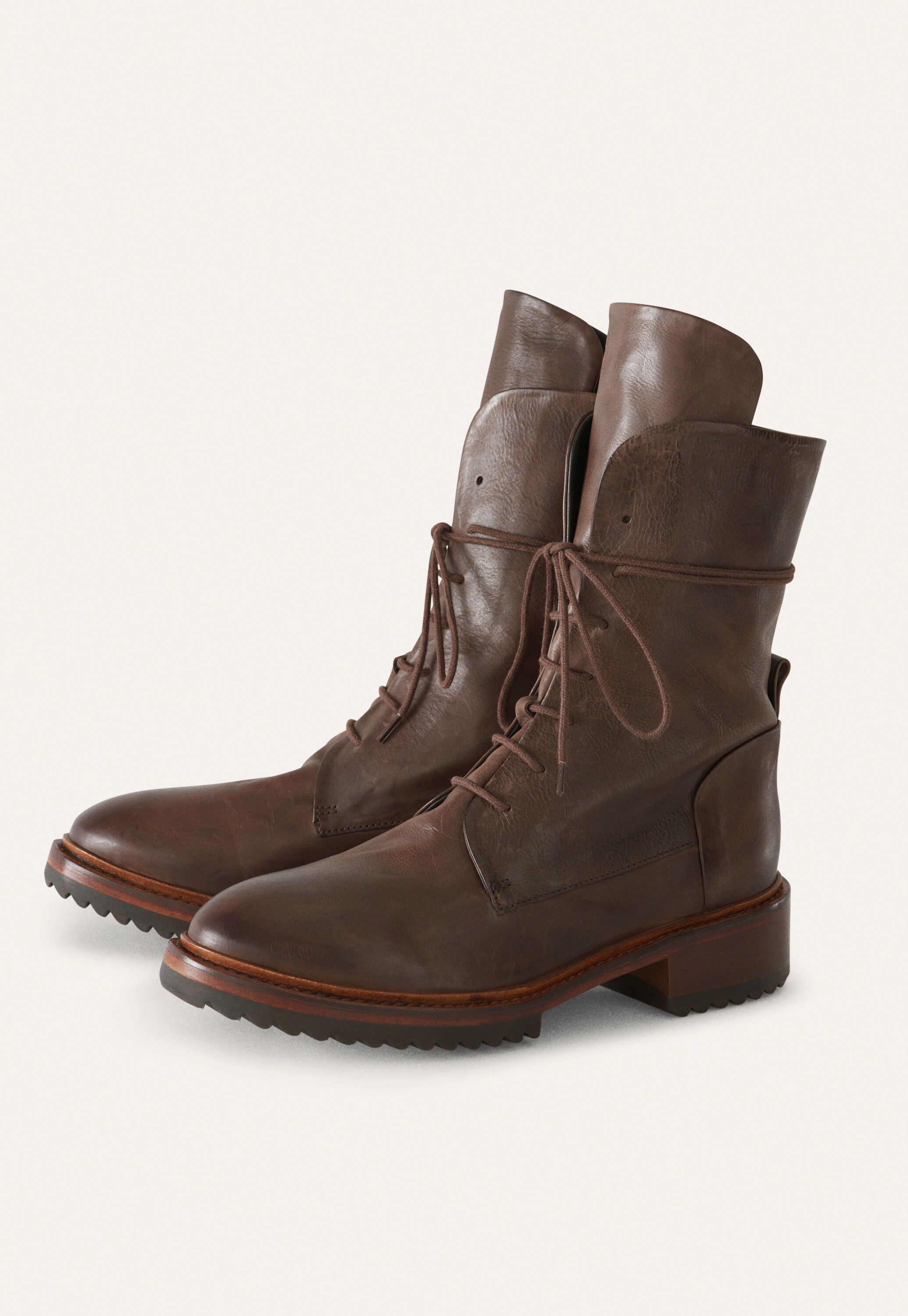 Lace-up boots