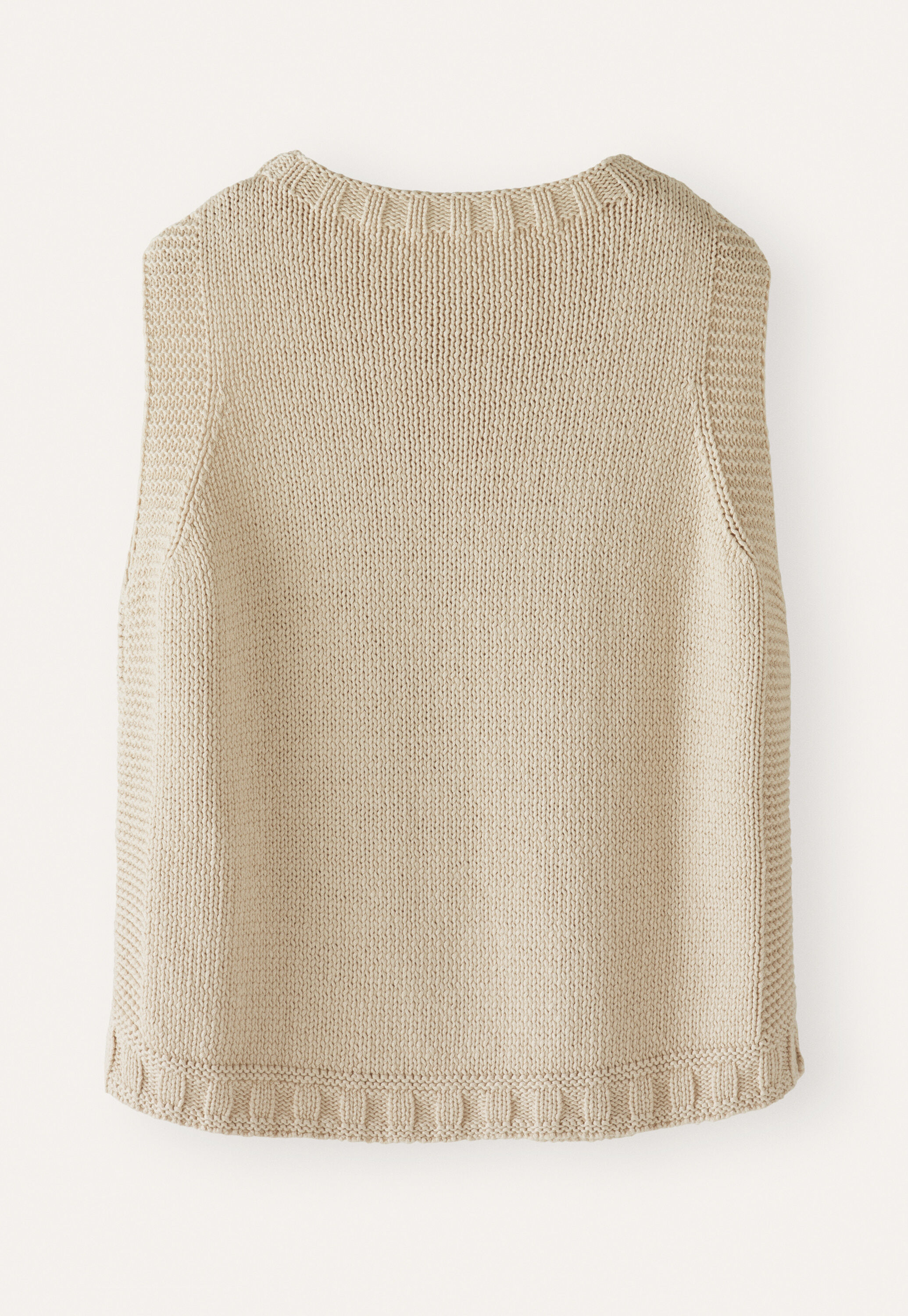 Sleeveless sweater