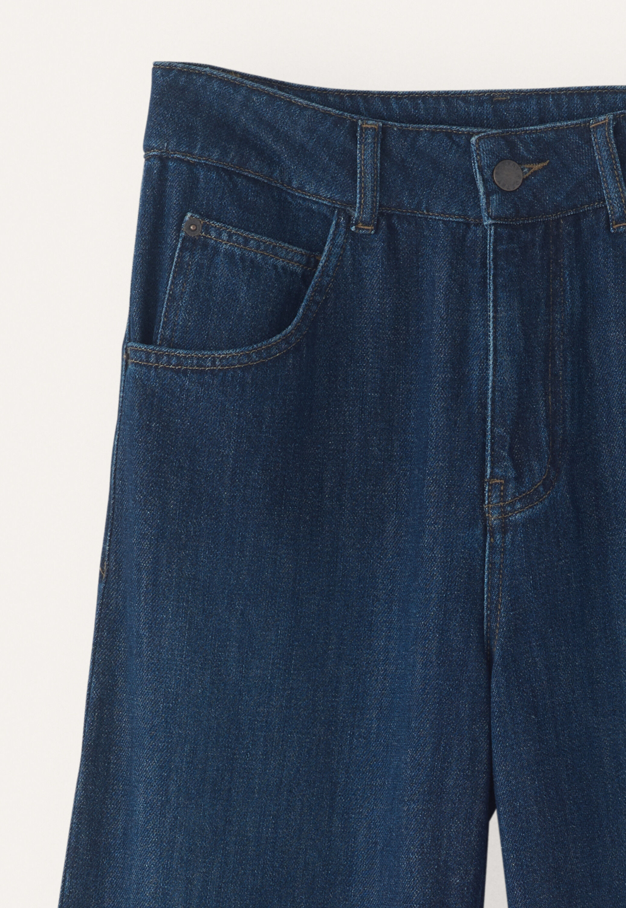Indigo straight-leg jeans