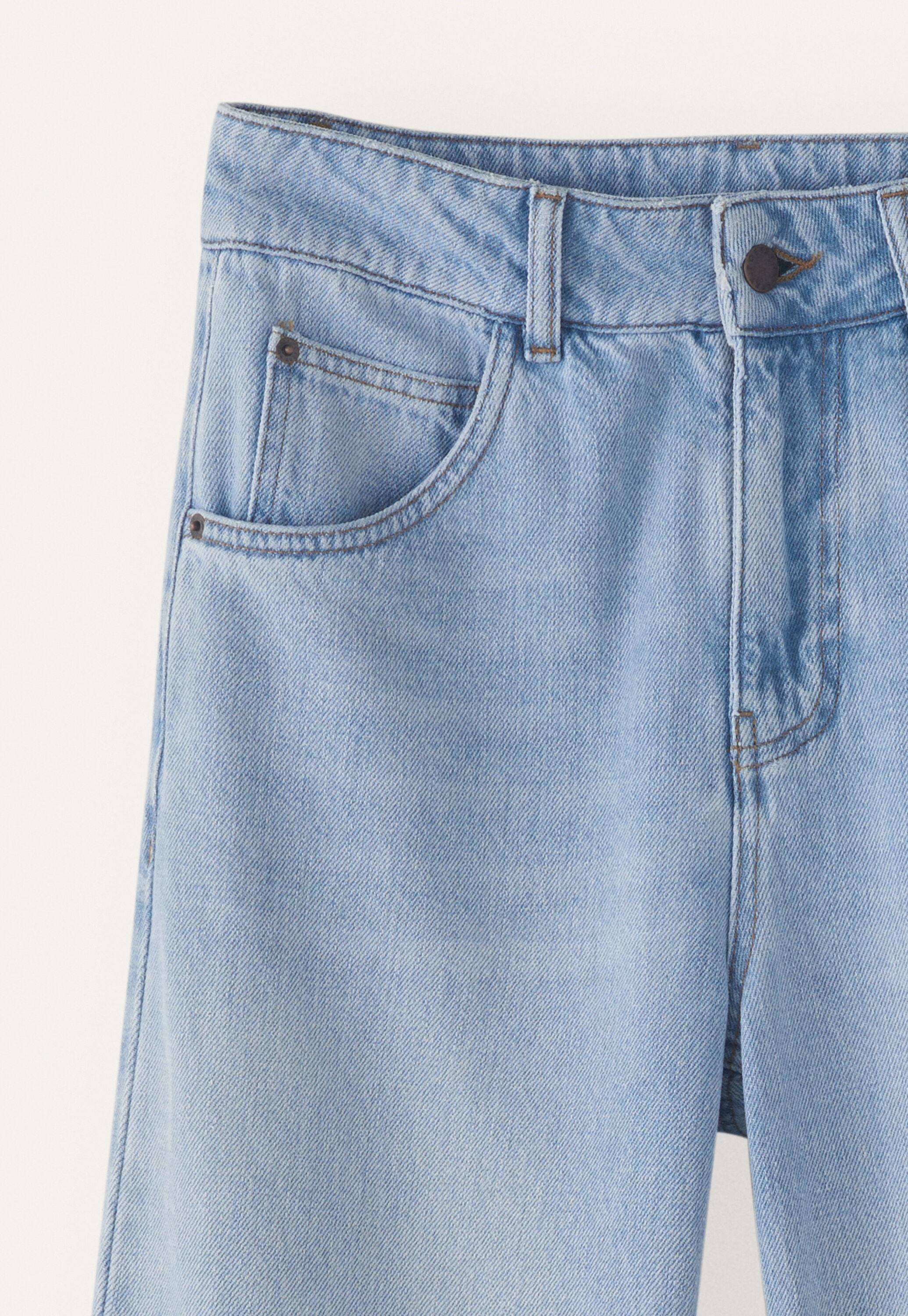 Indigo straight-leg jeans