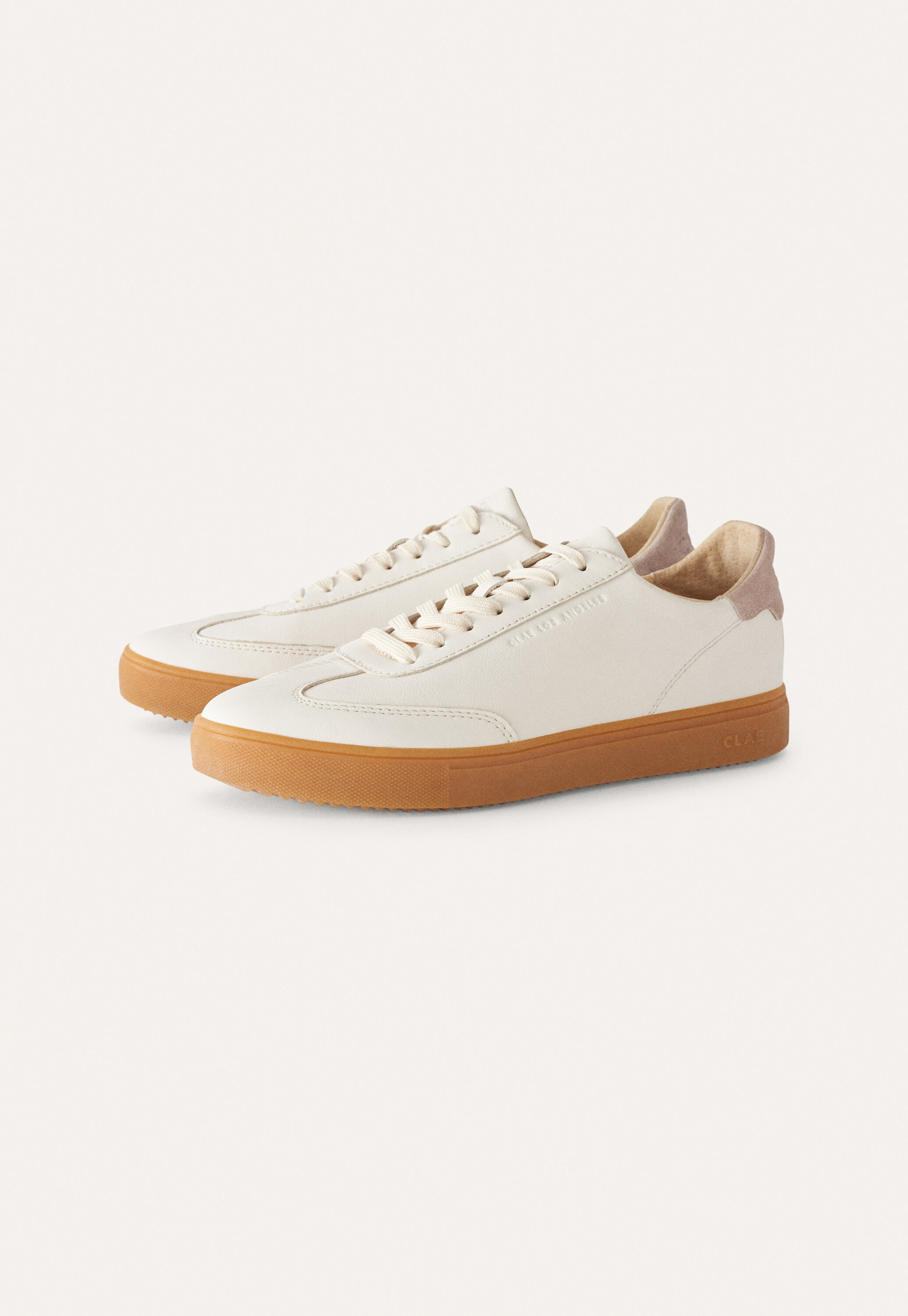 Wedge sandal with cut-out