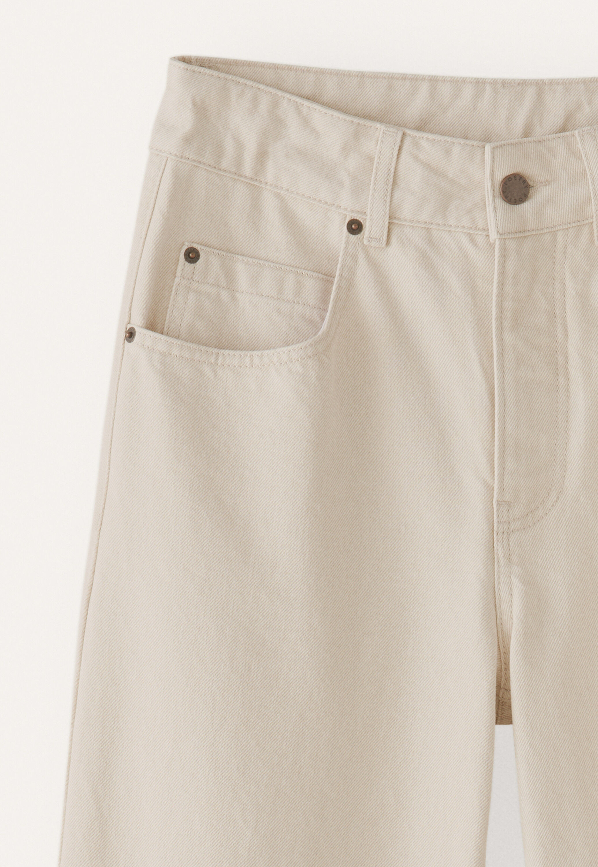 Straight-leg jeans