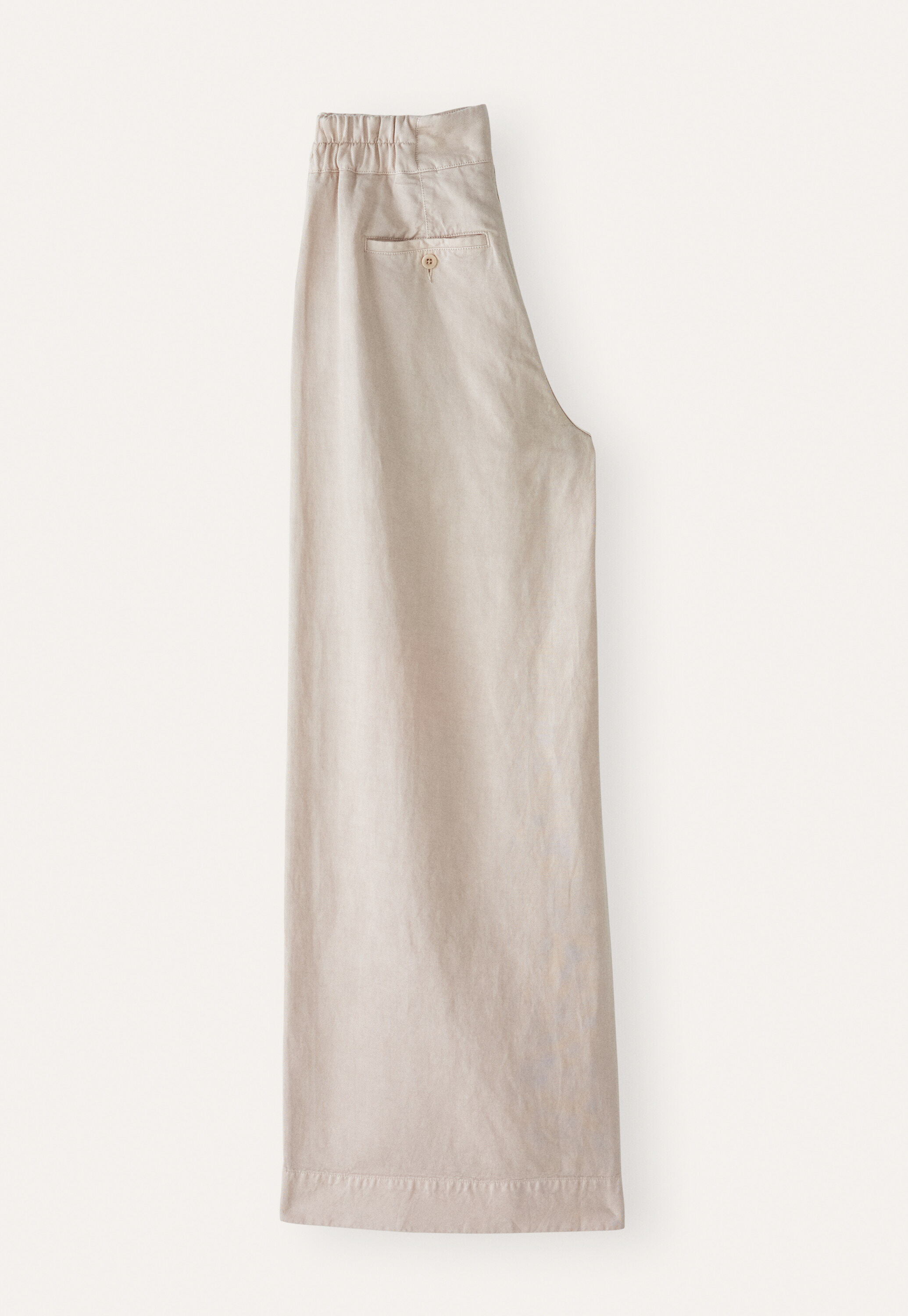 Wide-leg trousers