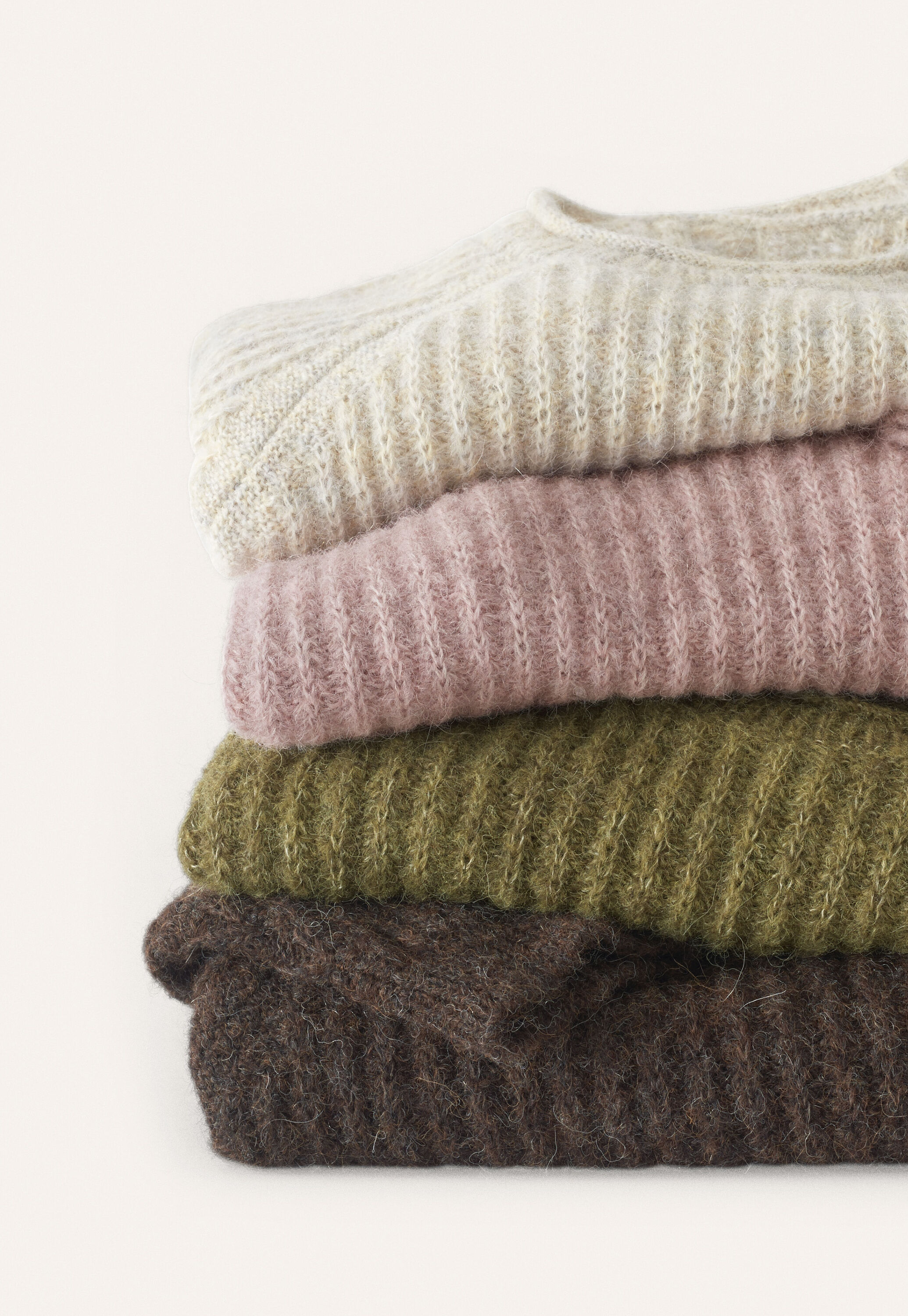 Round-neck sweater