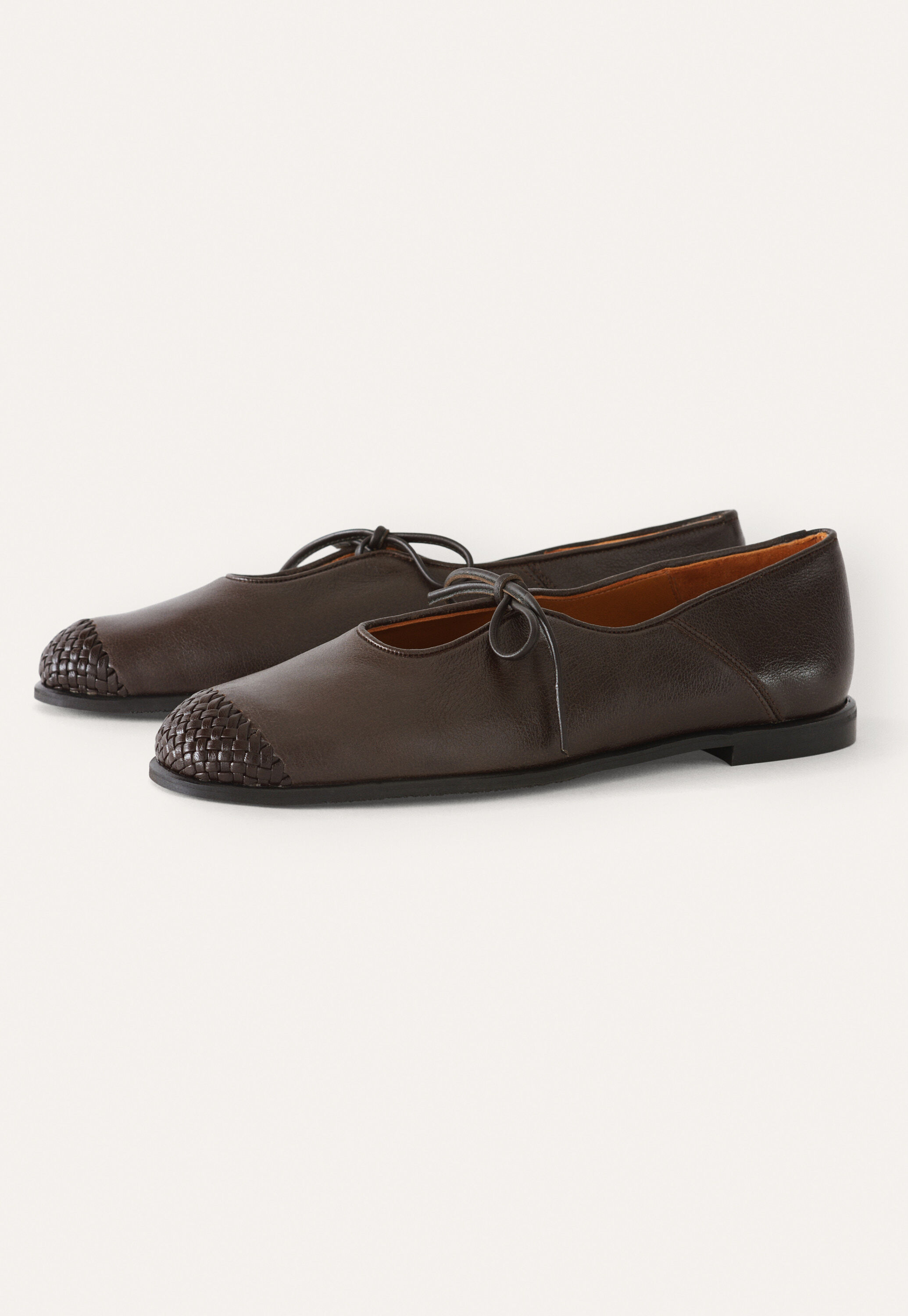 Tie-front shoes
