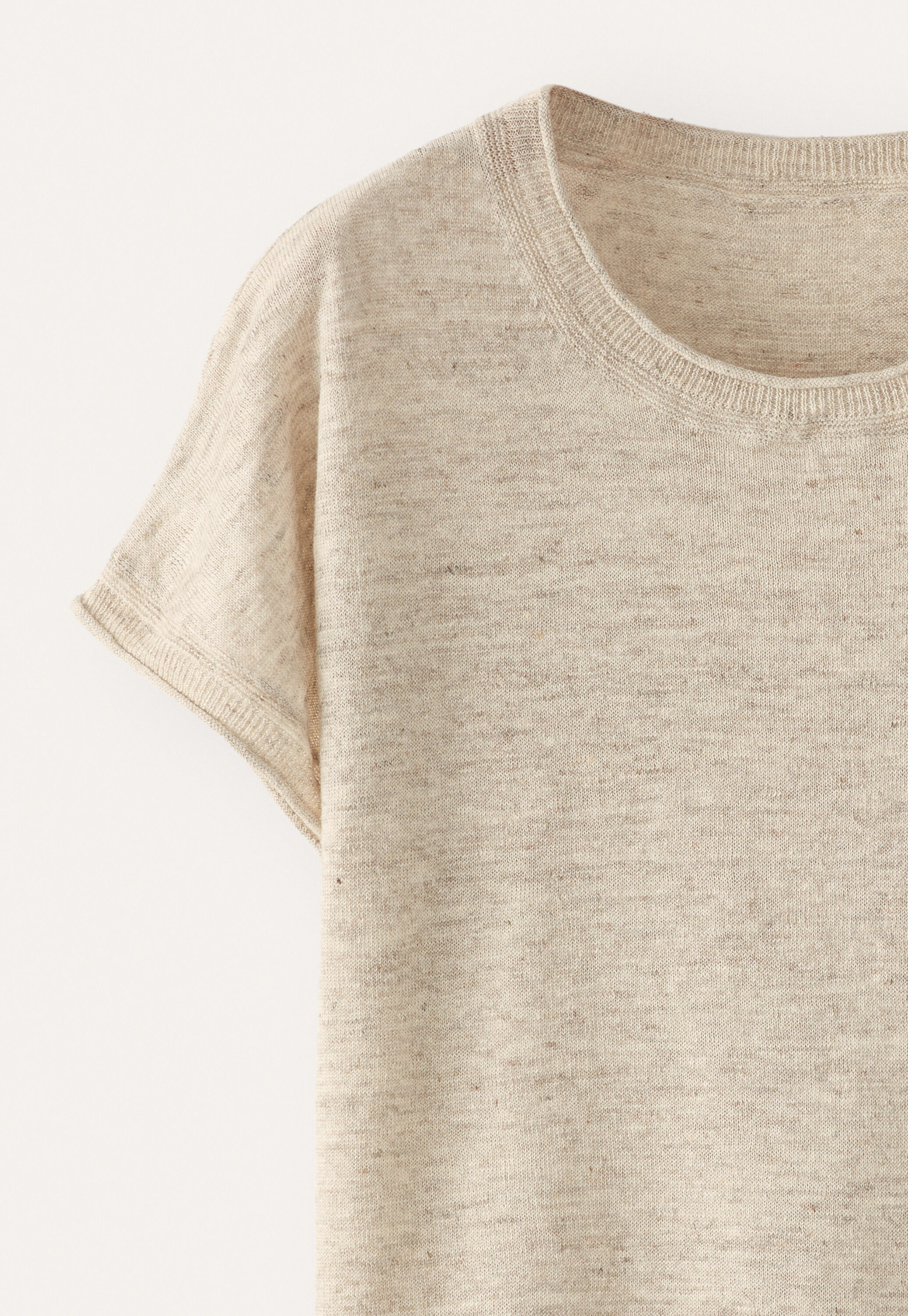 Short-sleeve sweater