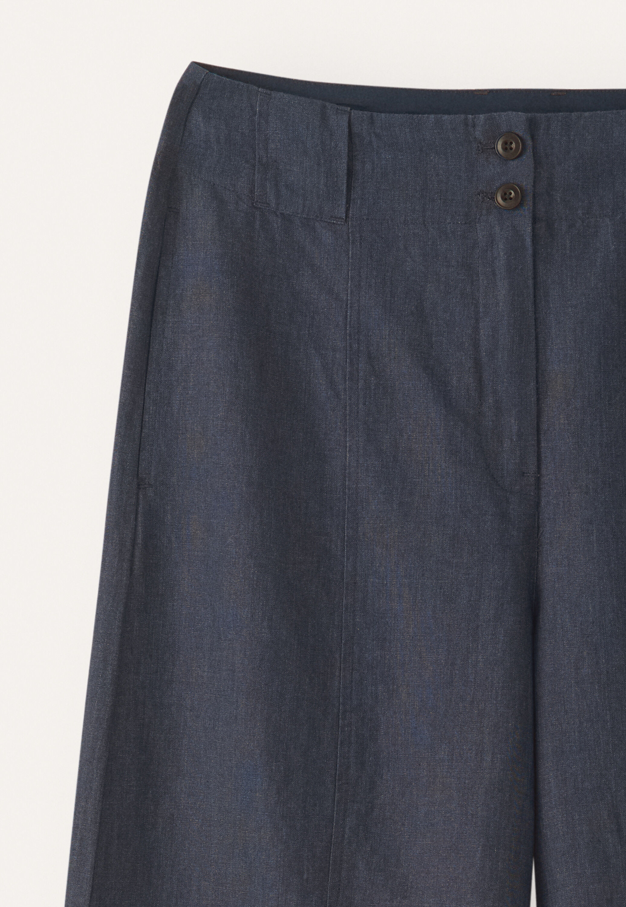 Front-seam trousers