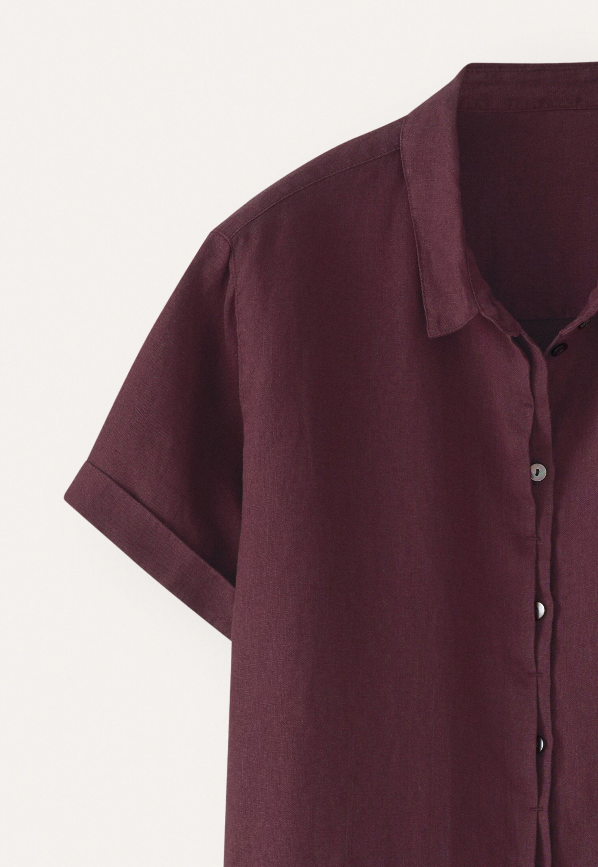 Short-sleeve shirt