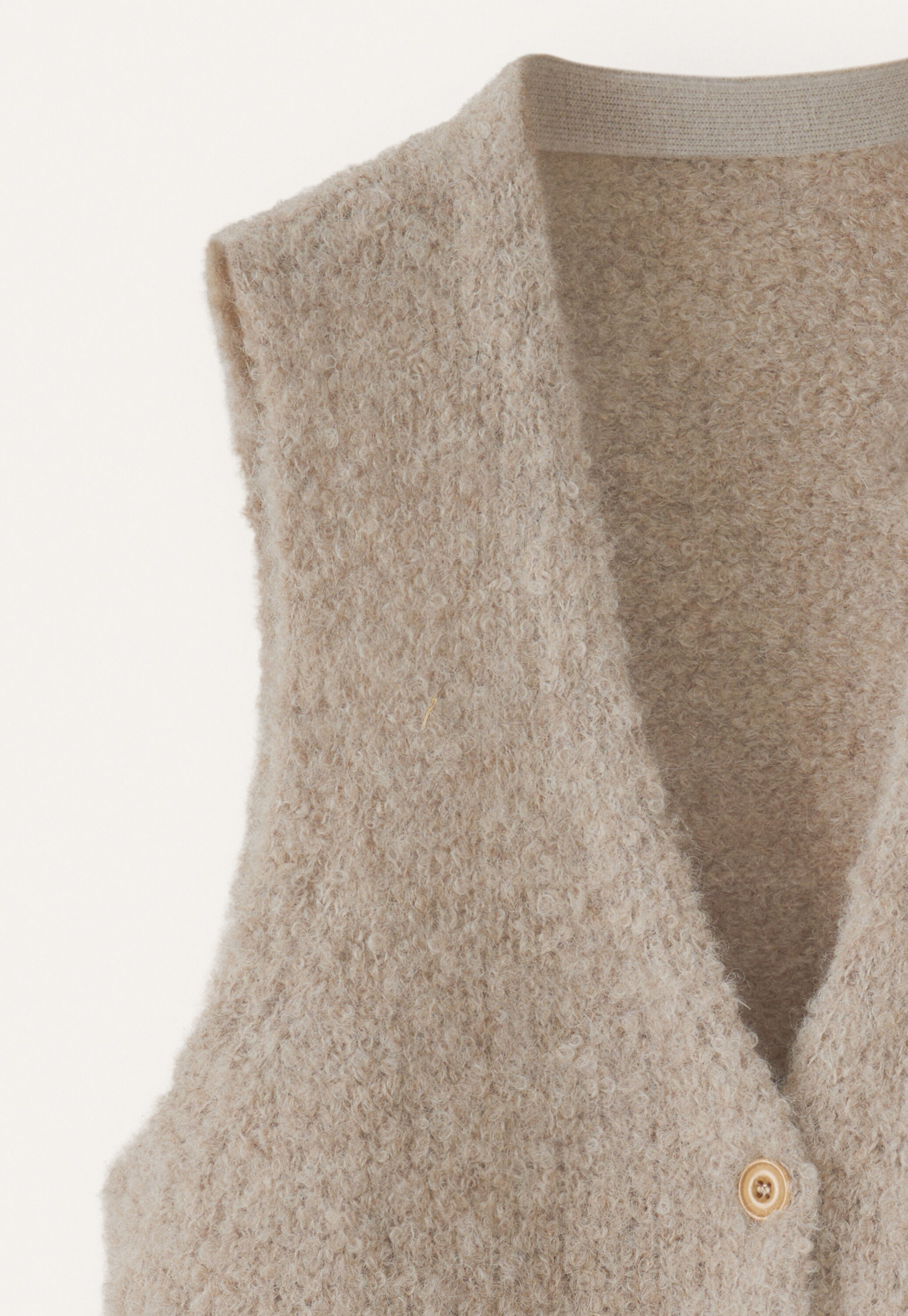 Boucl&eacute; waistcoat