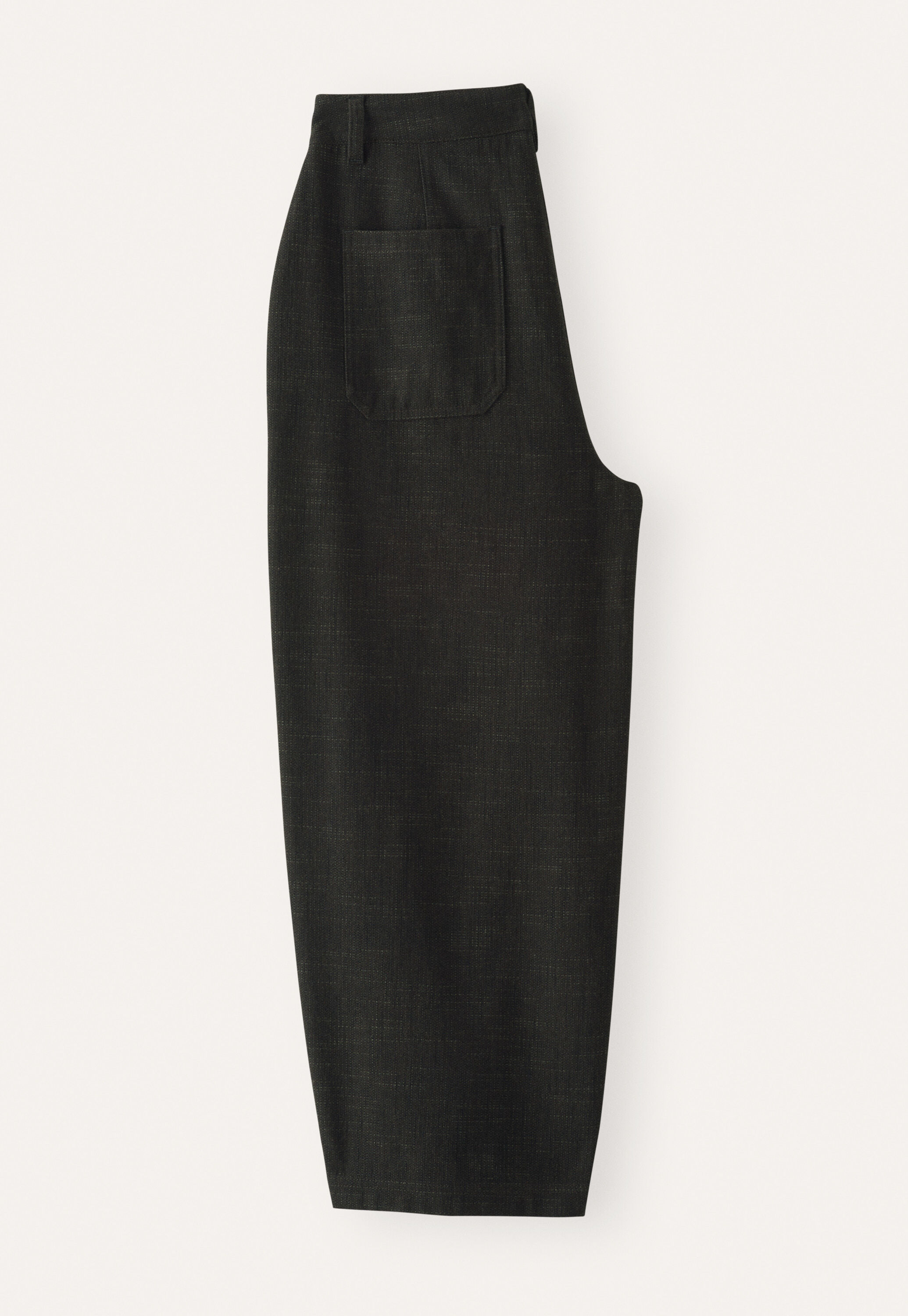 Barrel-leg trousers