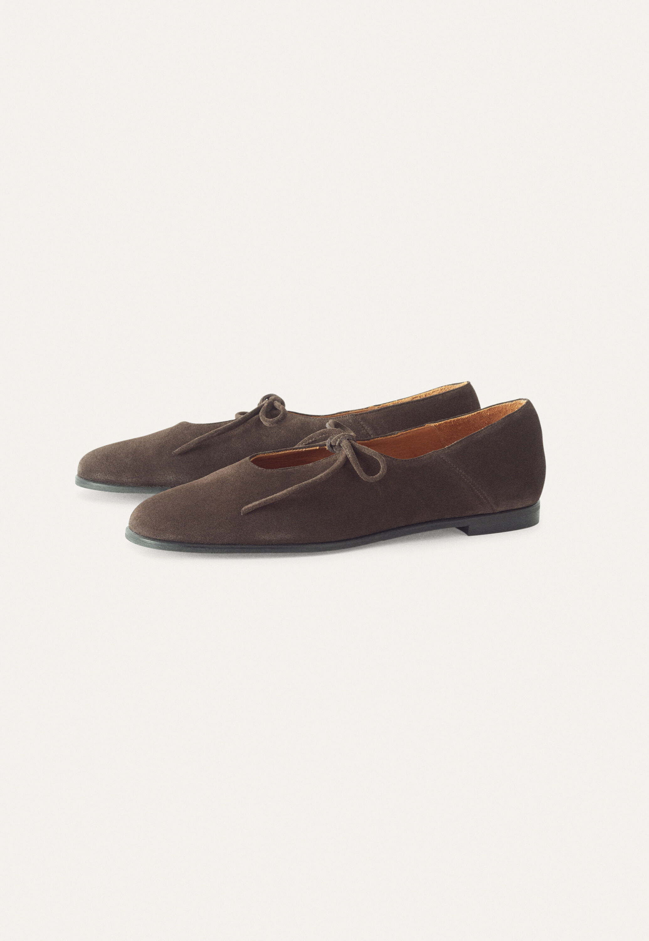 Tie-front shoes
