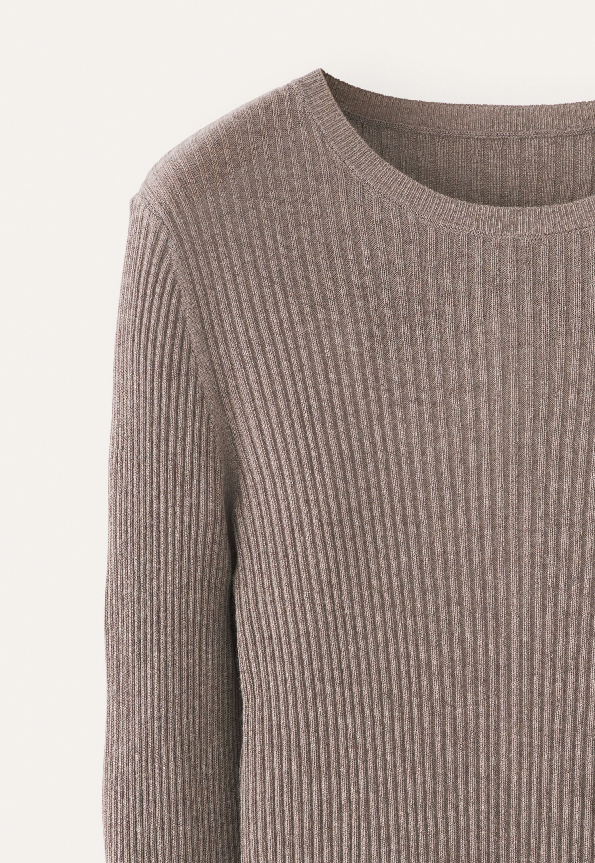 Ribbed sweater
