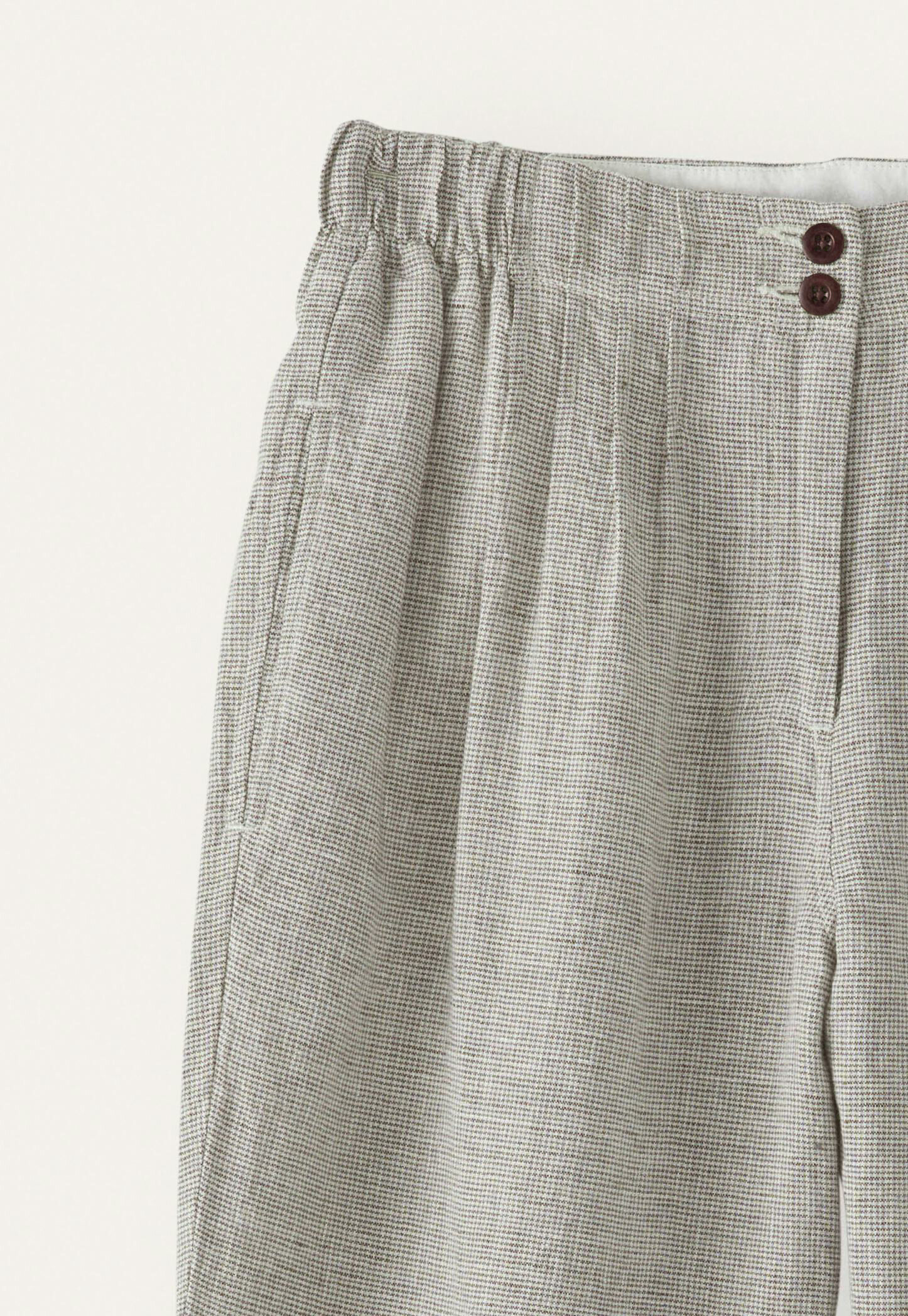 Tapered trousers