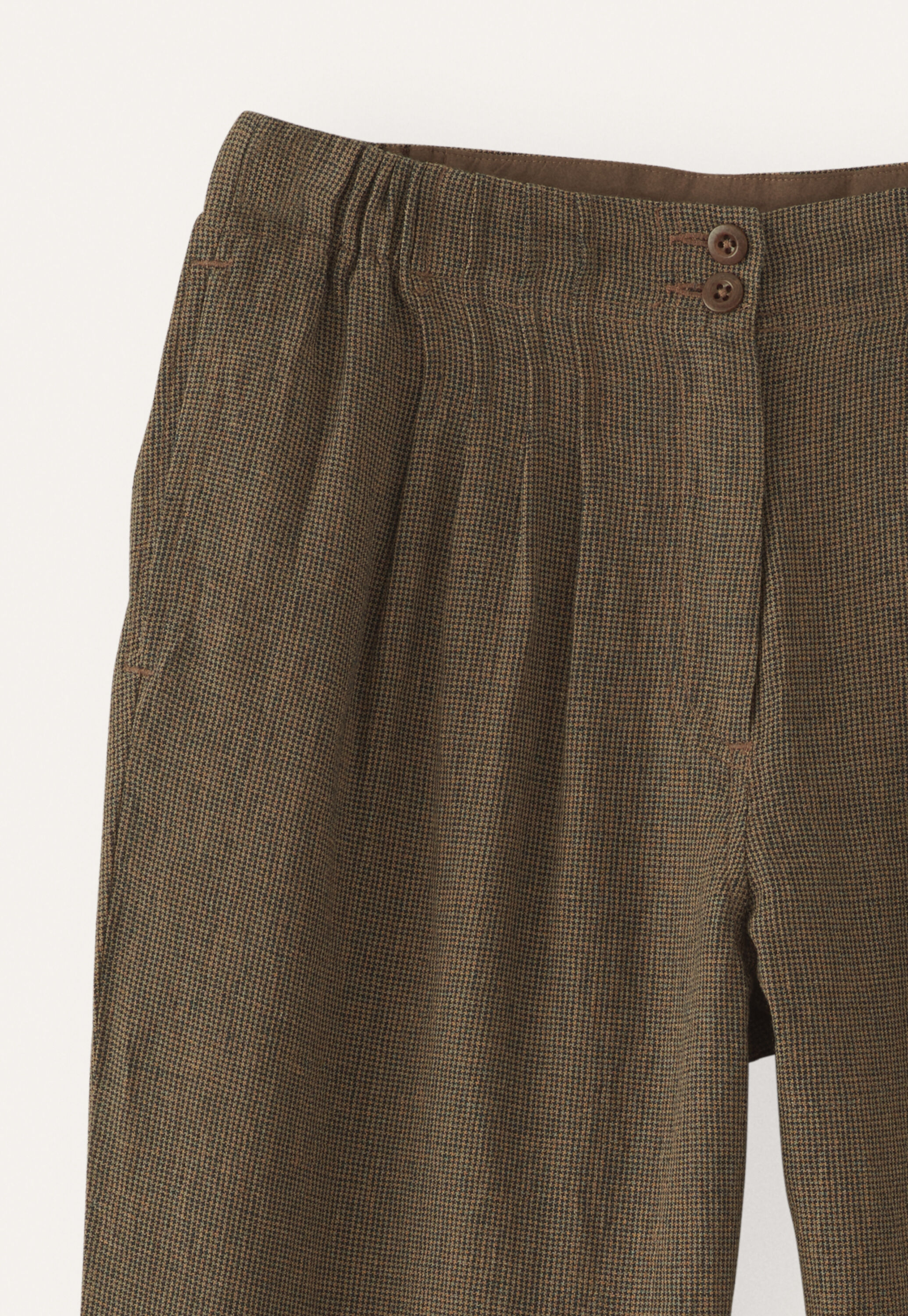 Tapered trousers