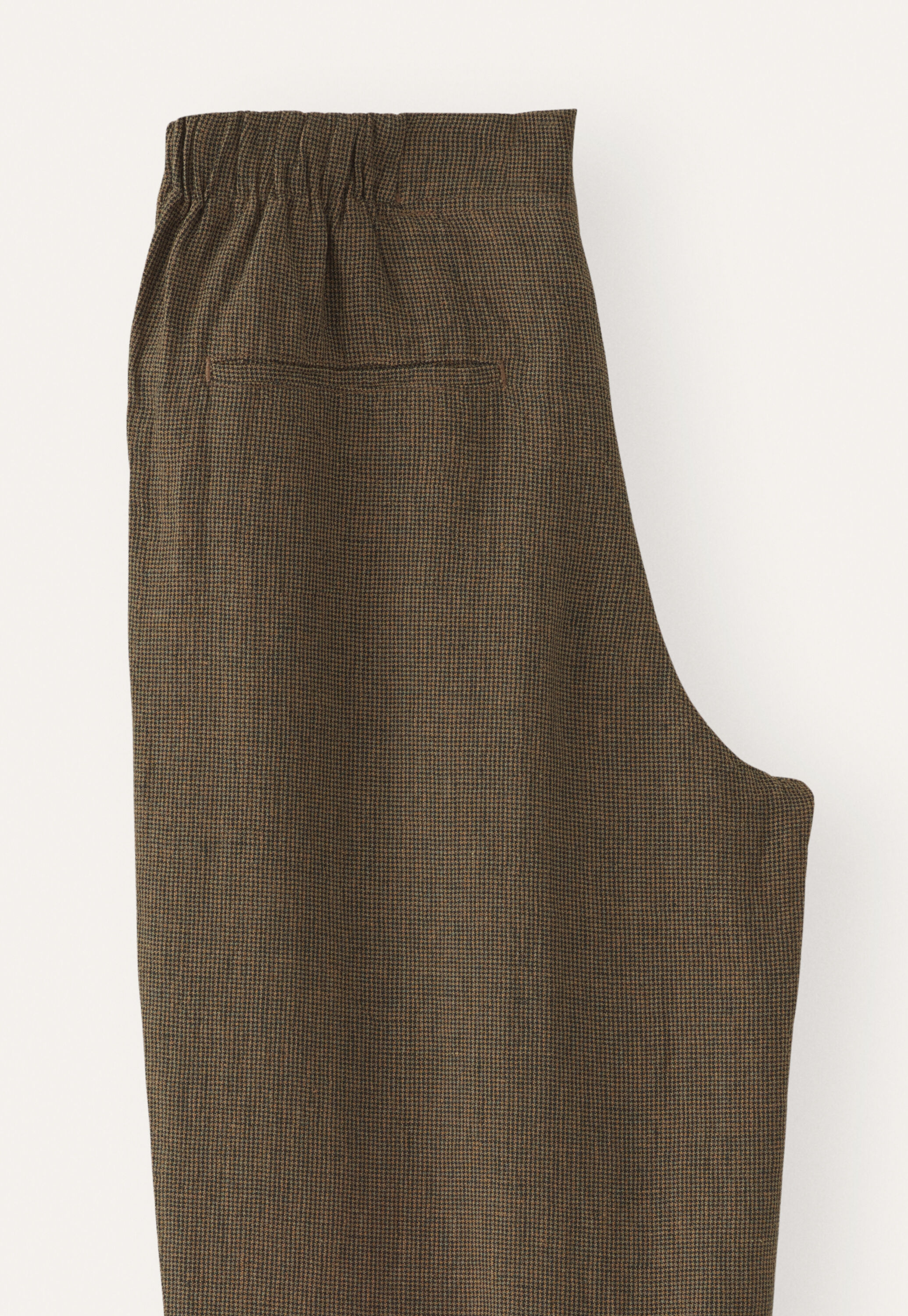 Tapered trousers