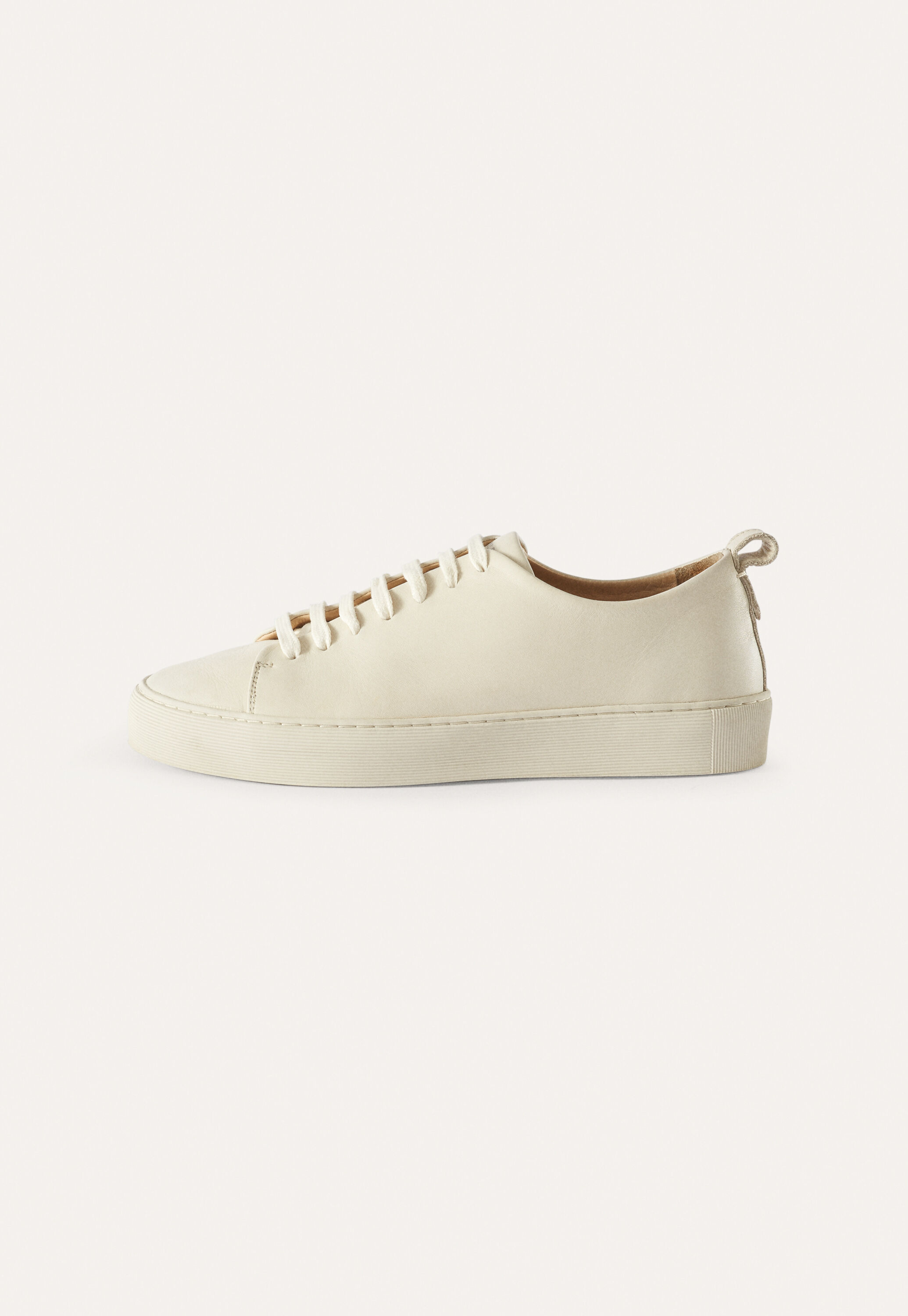 Lace-up trainers