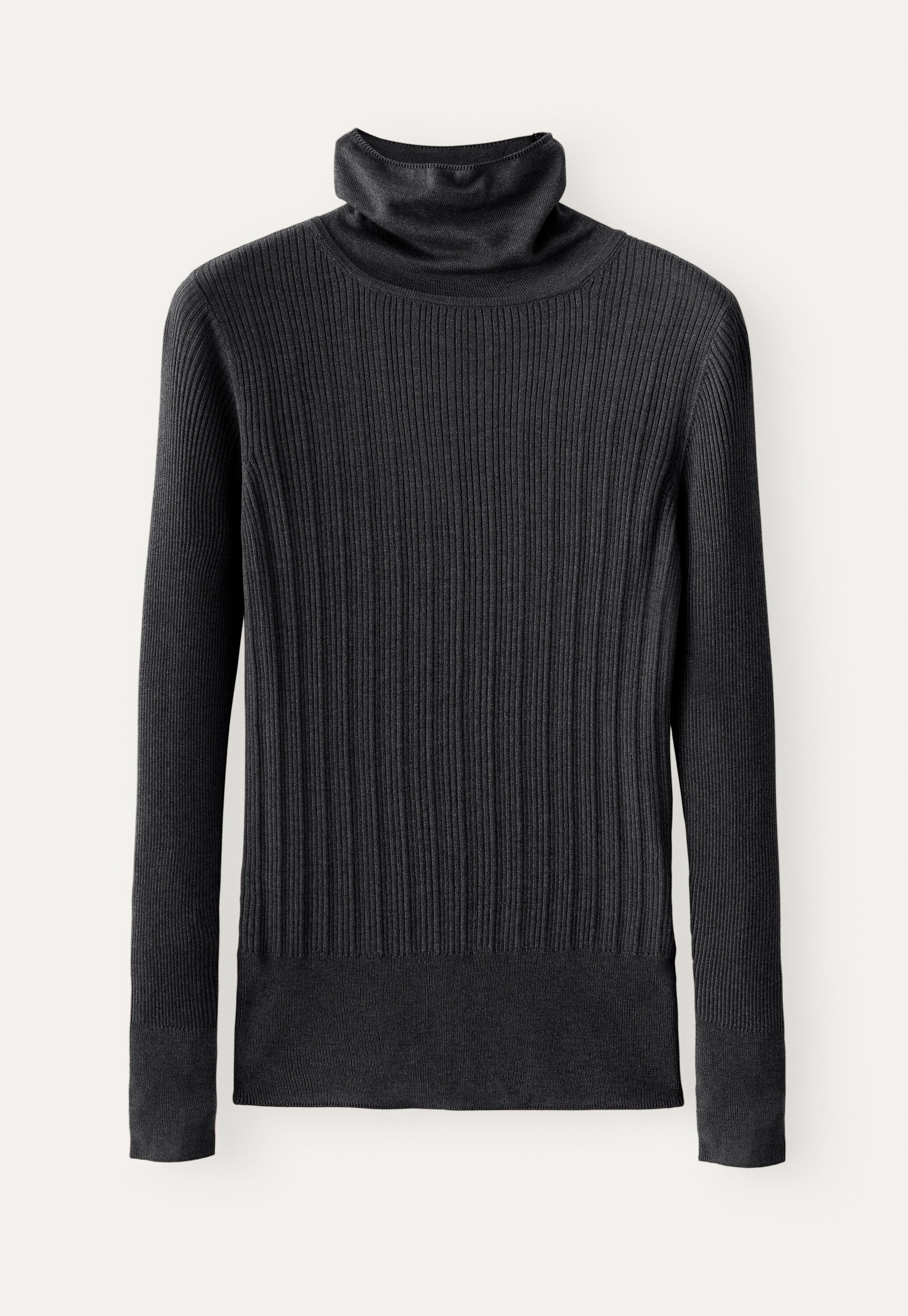 Ribbed sweater
