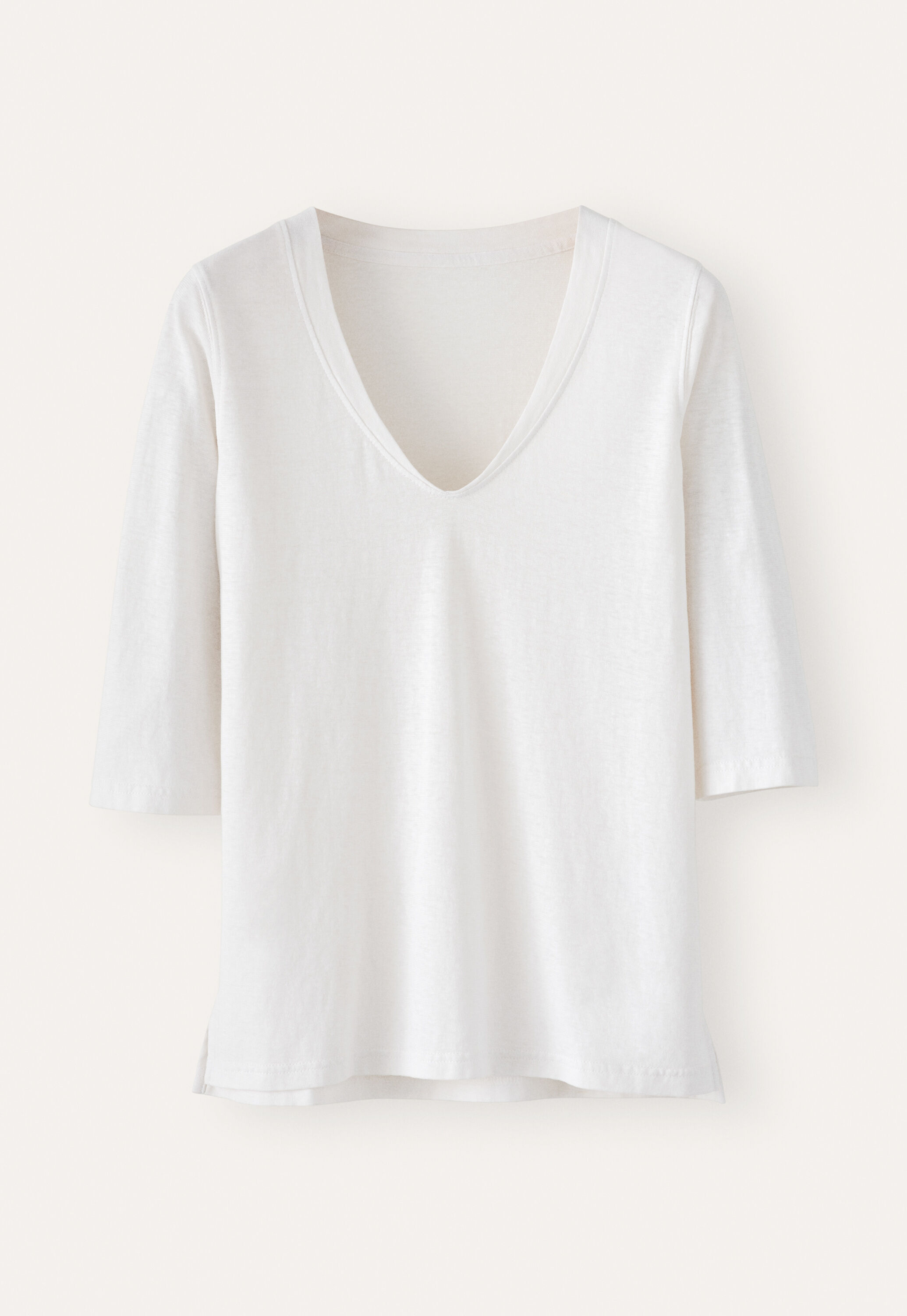 V-neck T-shirt