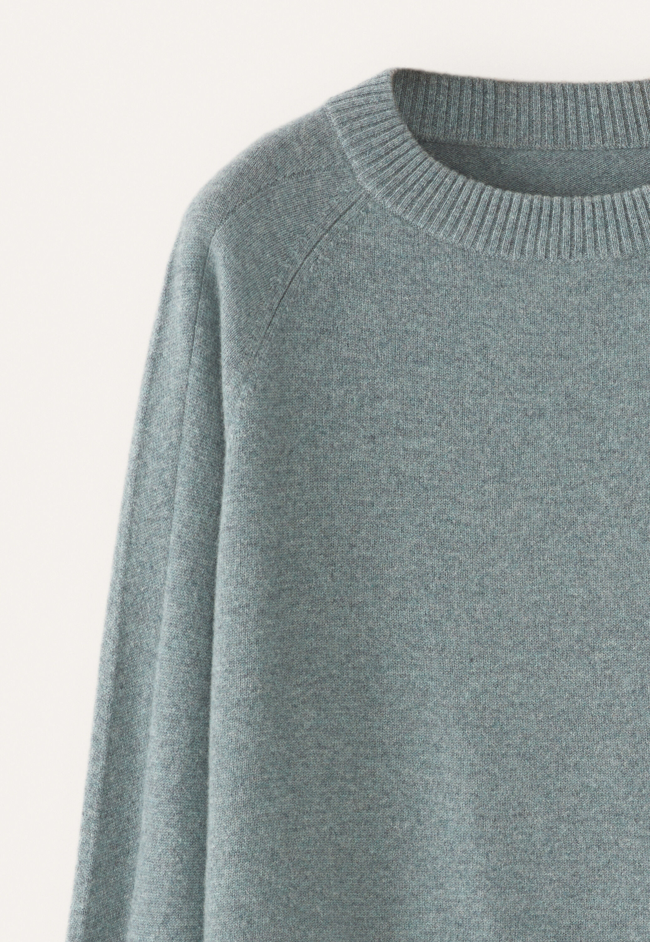Raglan-sleeve sweater