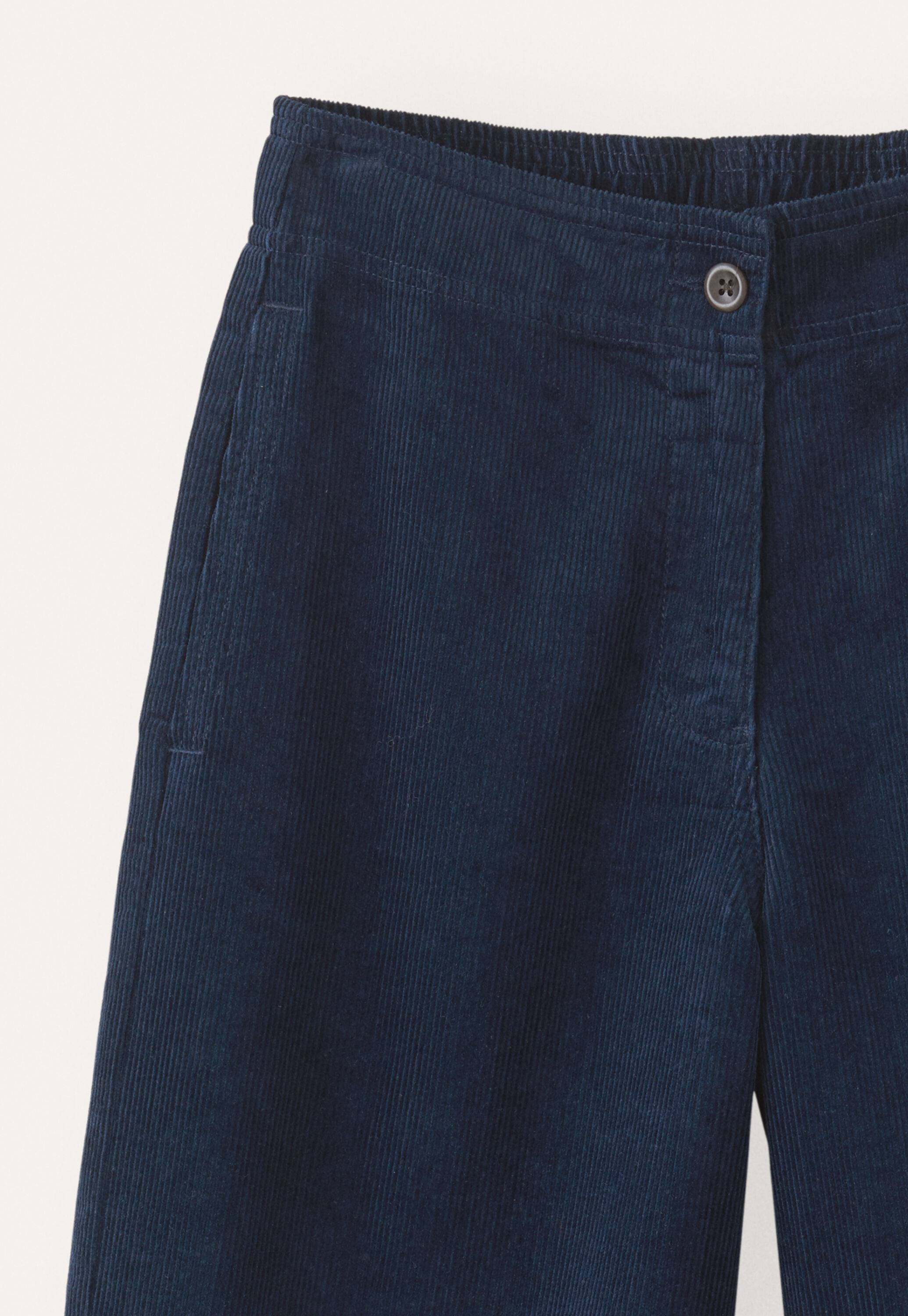Cropped trousers