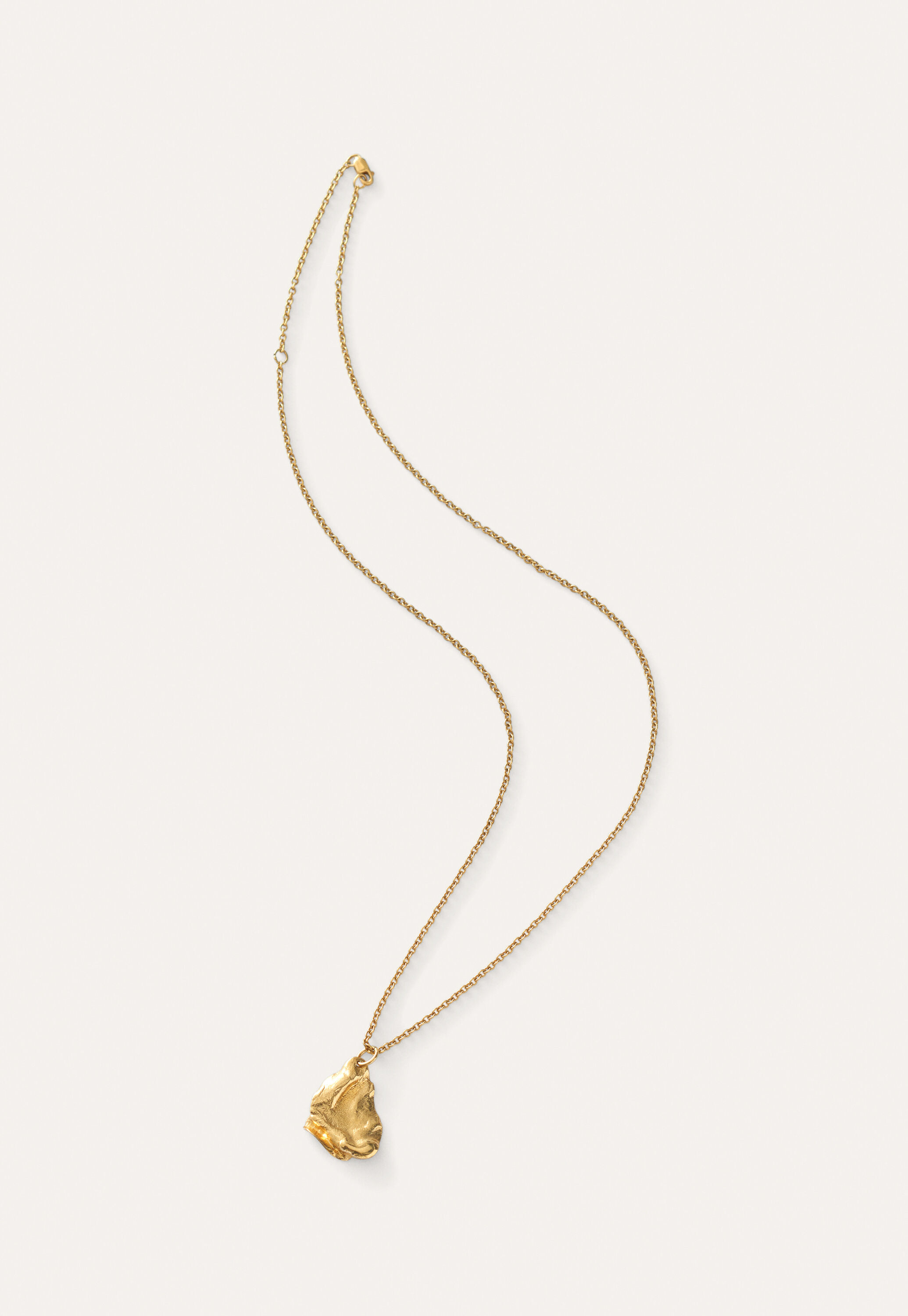 Pendant necklace