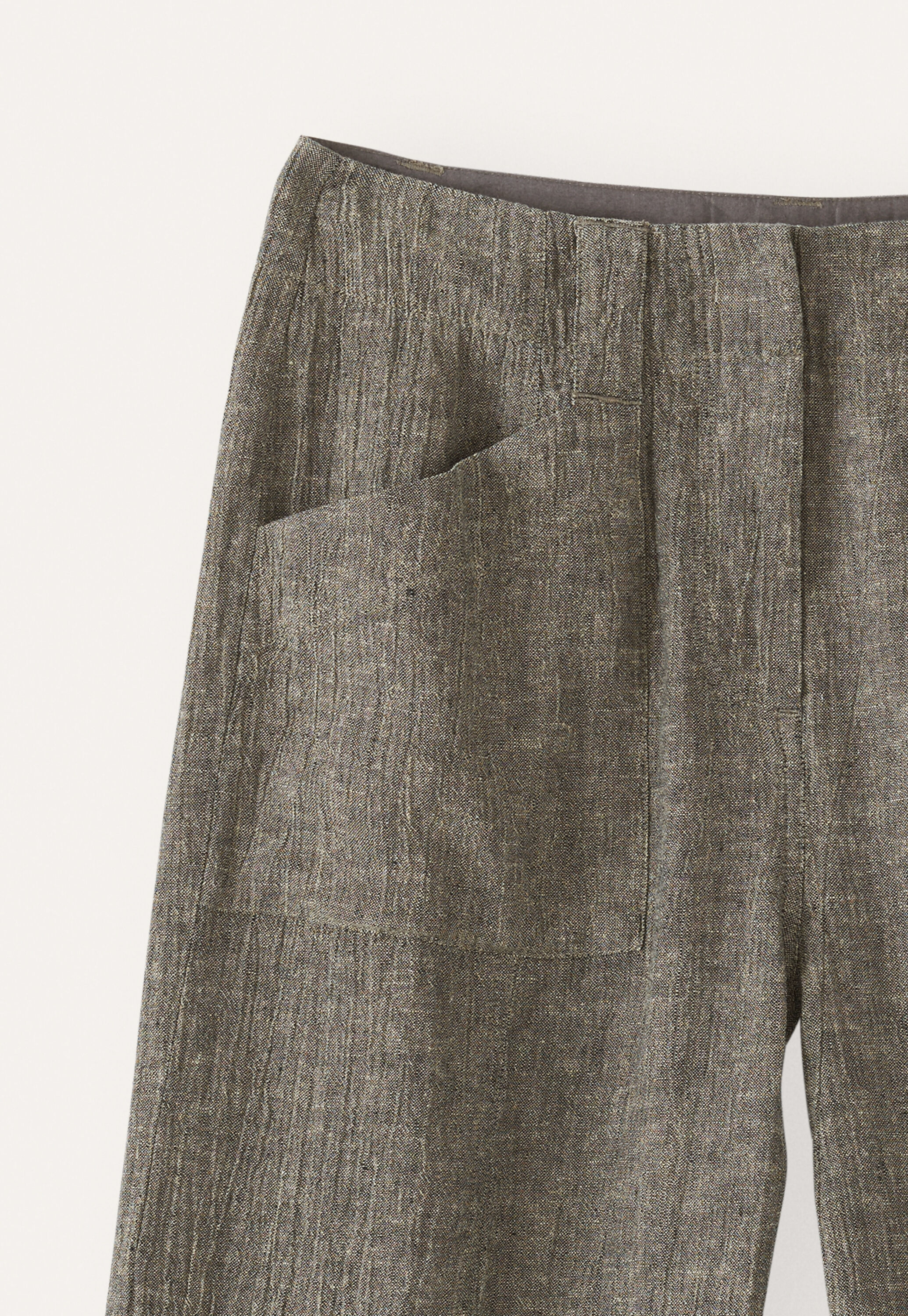 Front-seam trousers