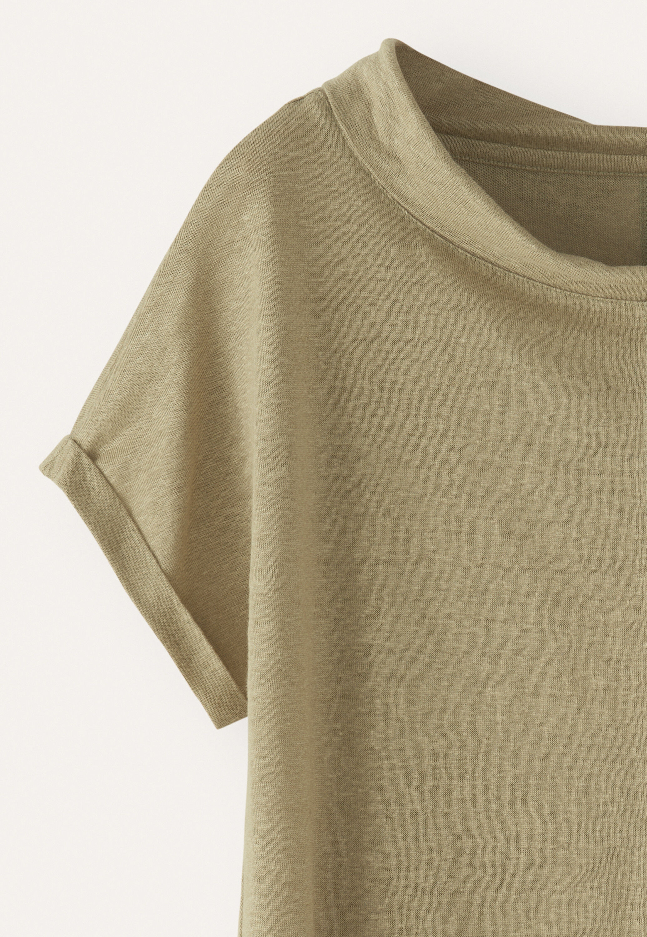 Turned-over neck top