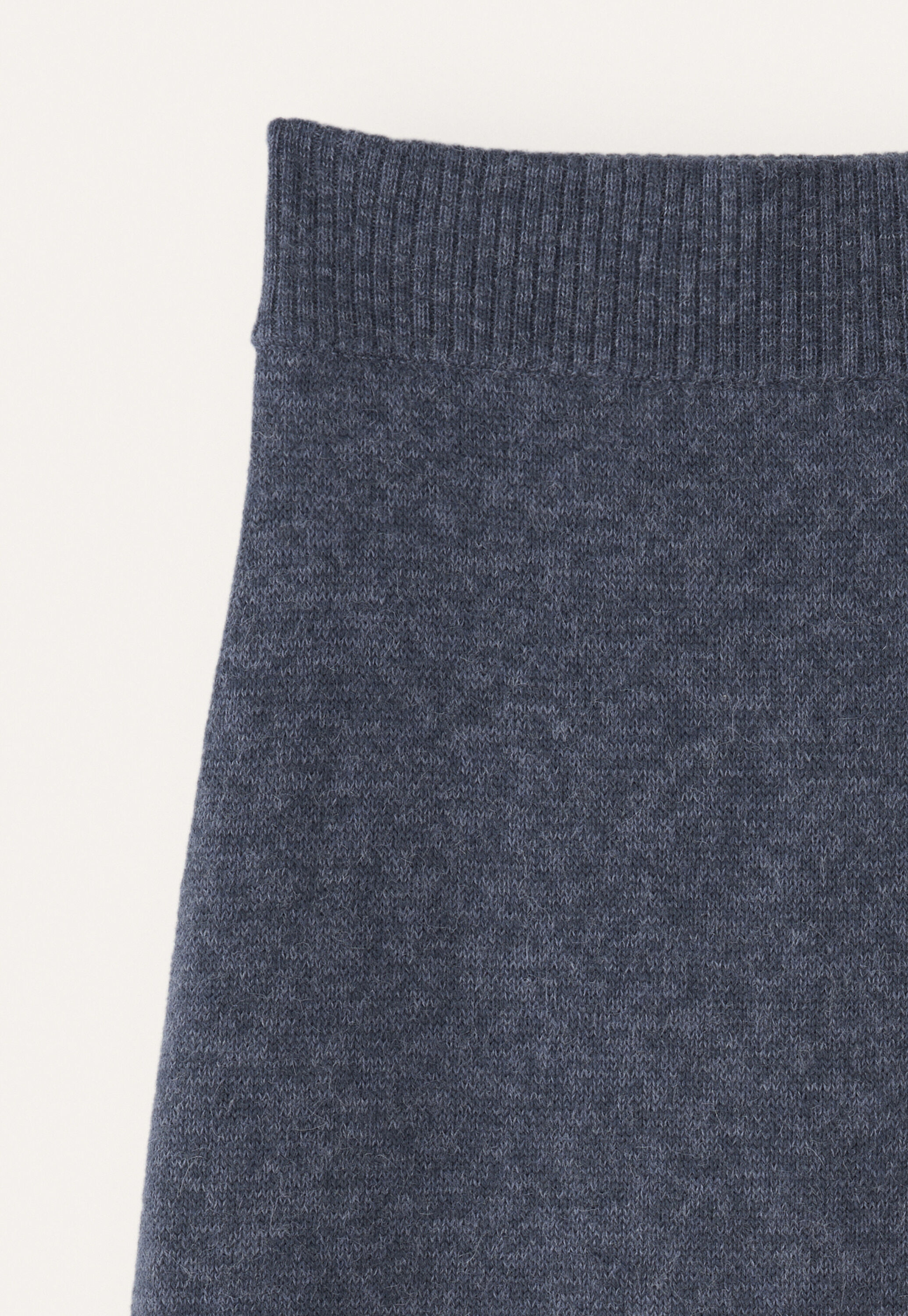Knitted skirt