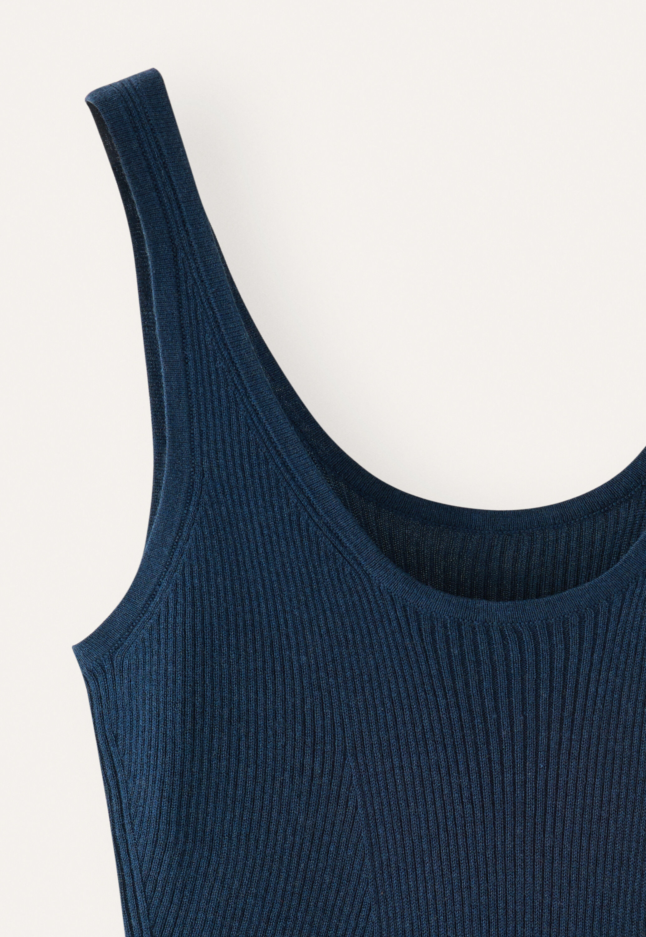 Knitted vest