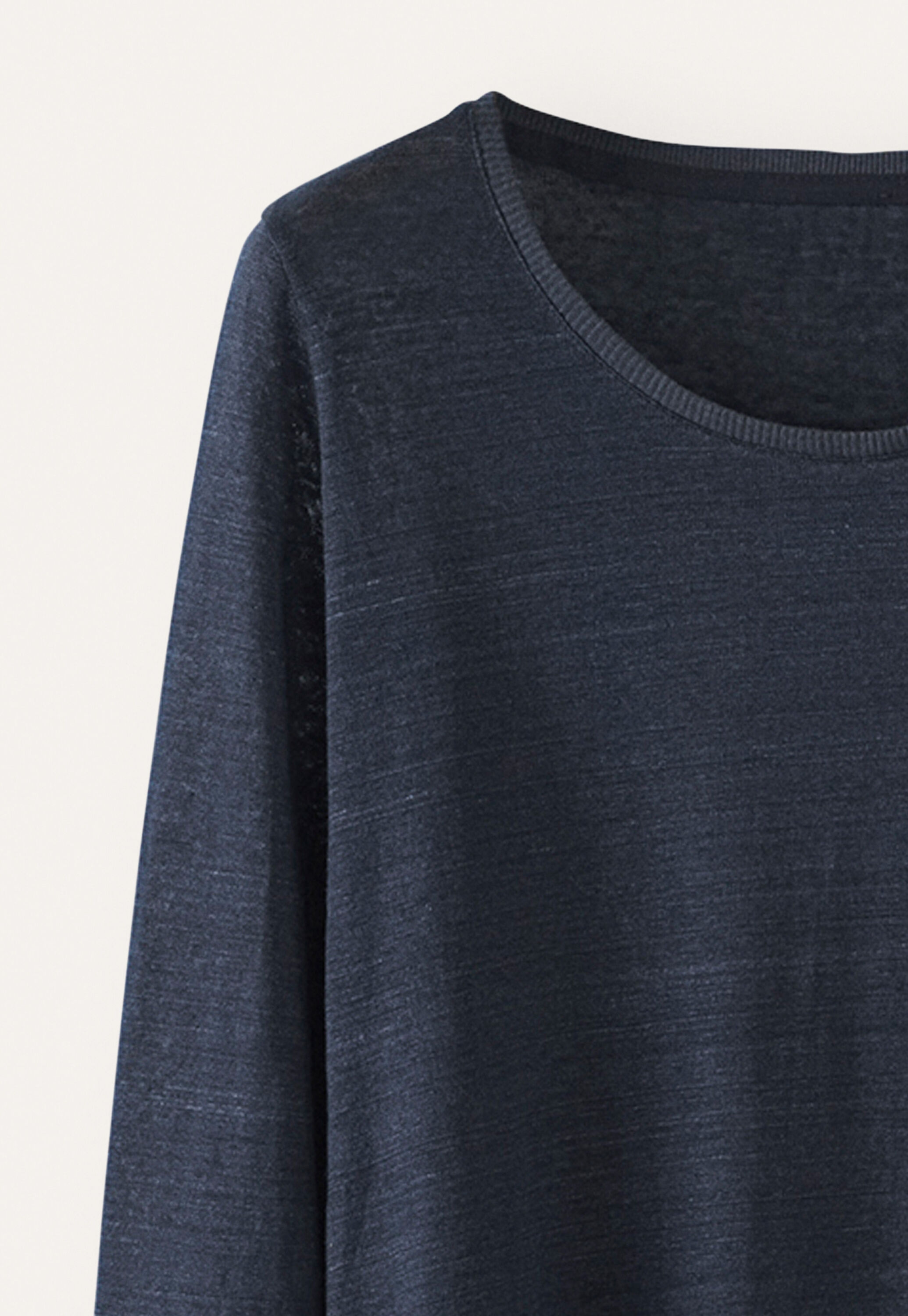 Round-neck top