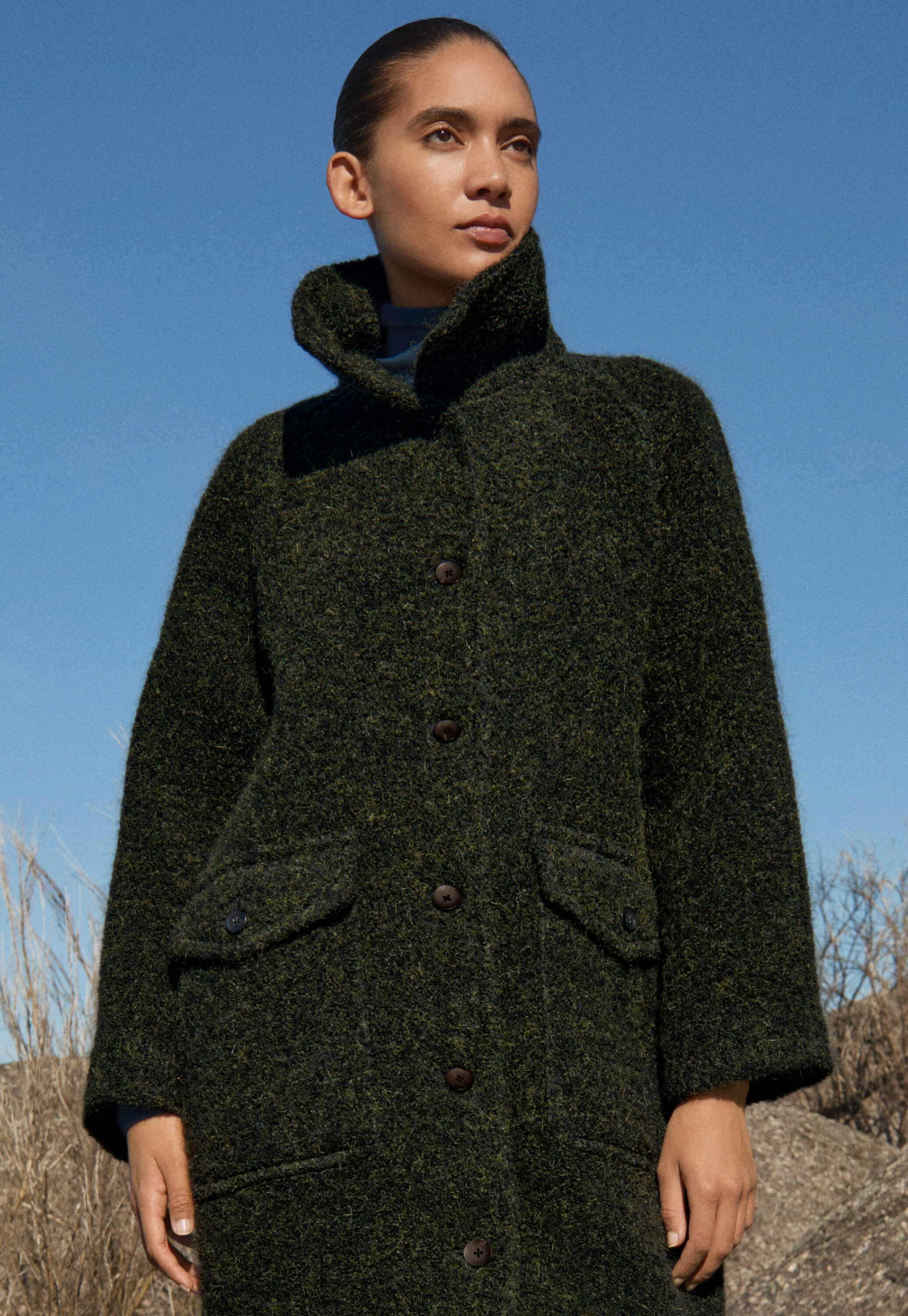 Raglan-sleeve coat