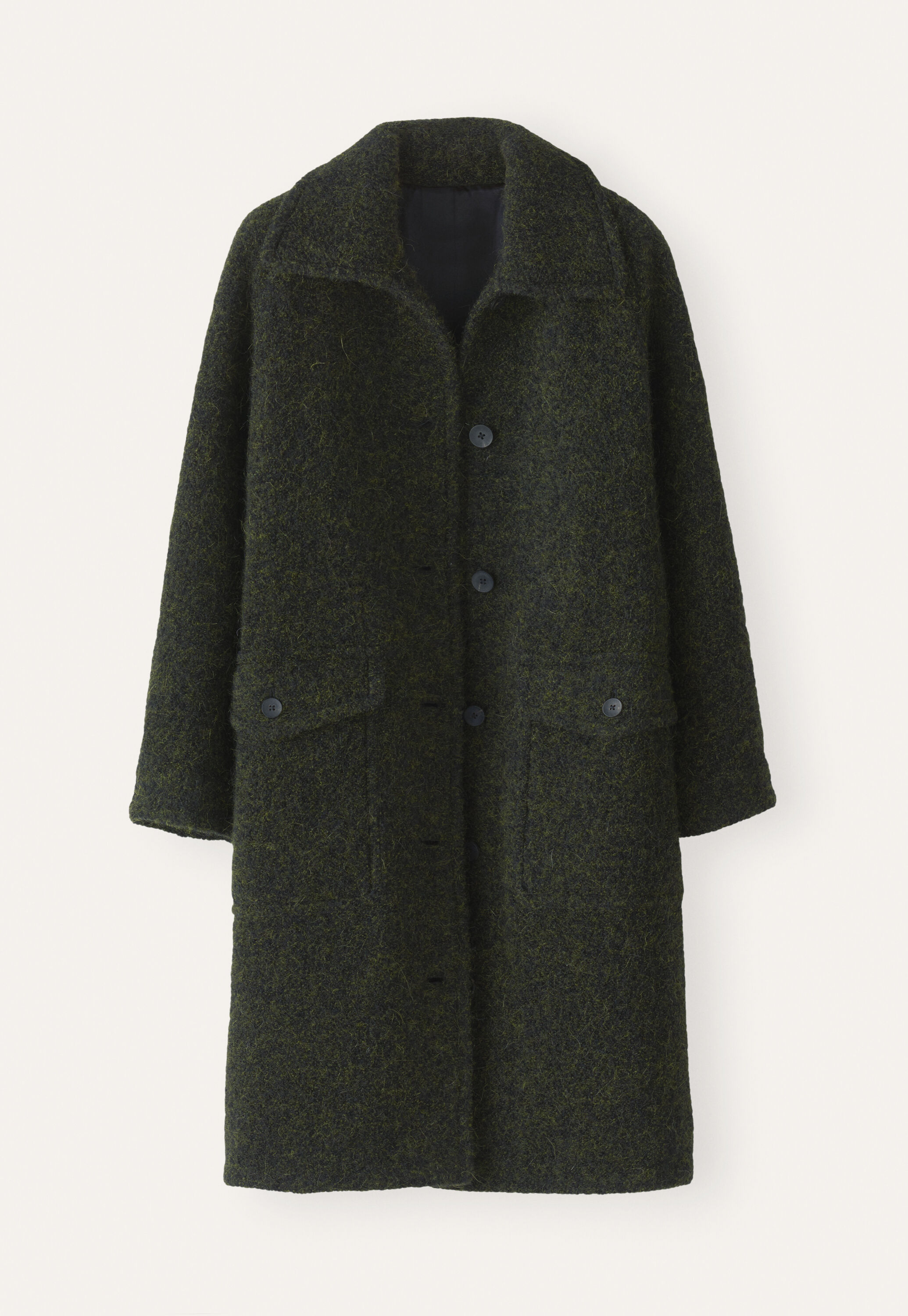 Raglan-sleeve coat