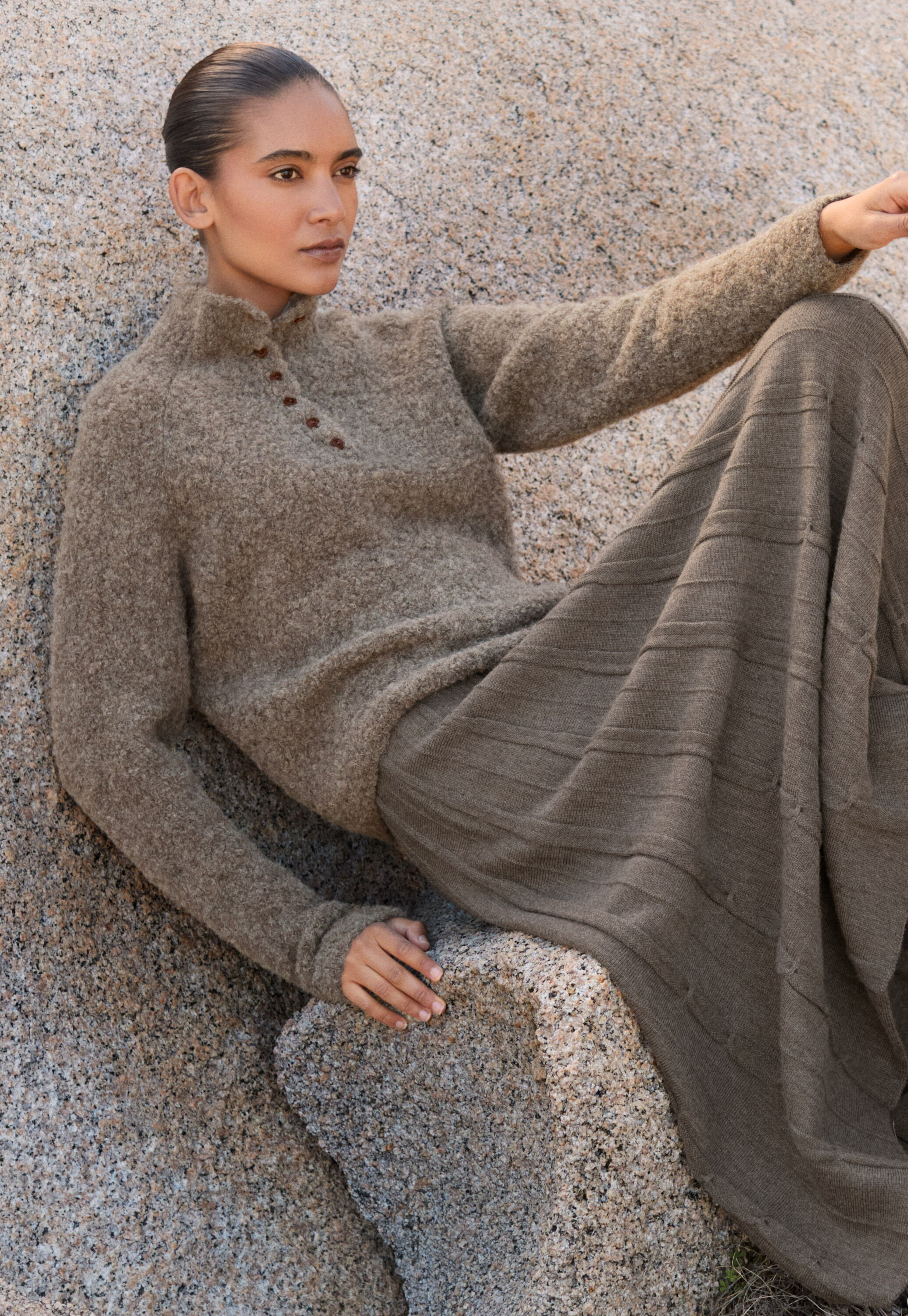 Button-neck sweater