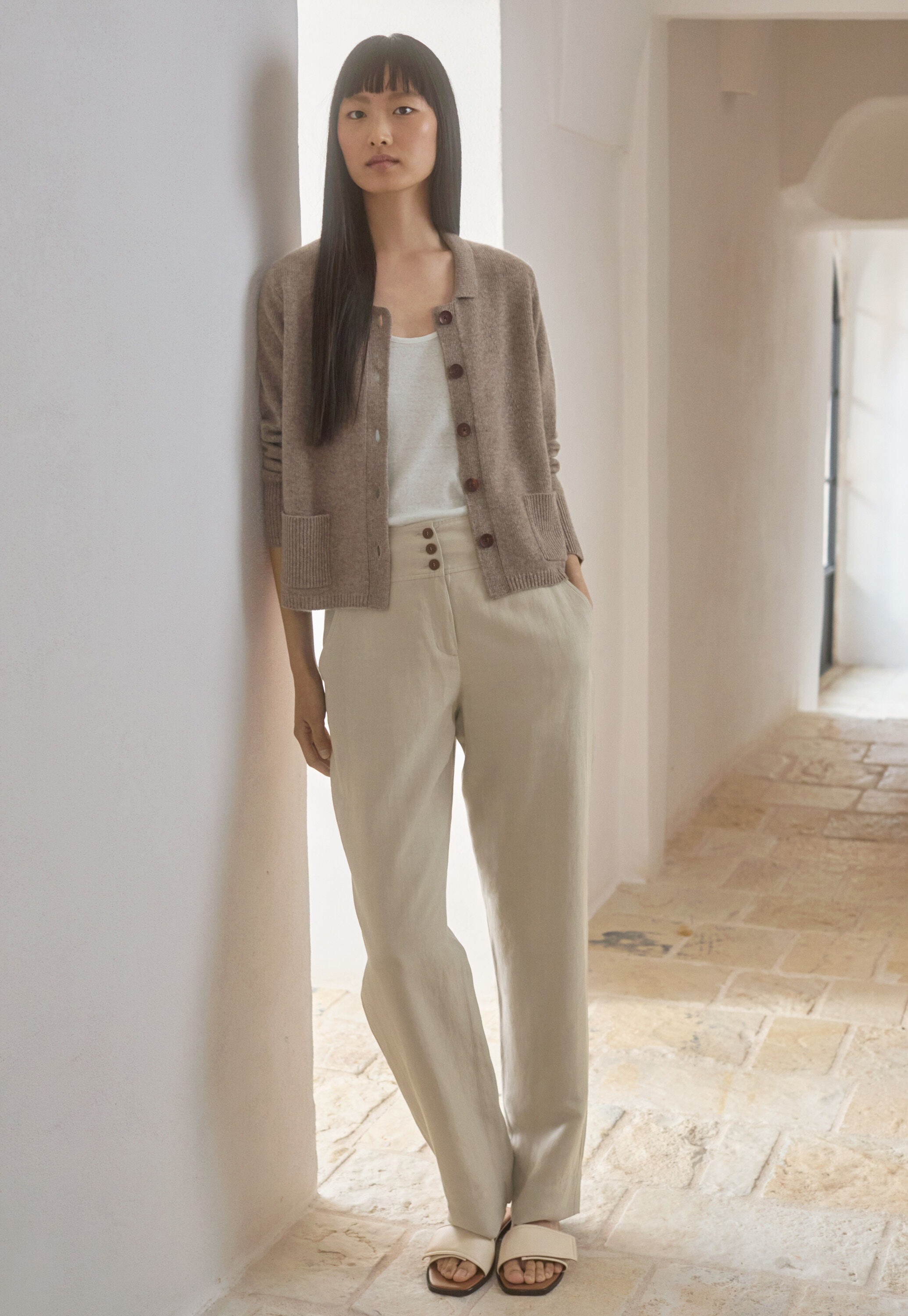 Straight-leg trousers