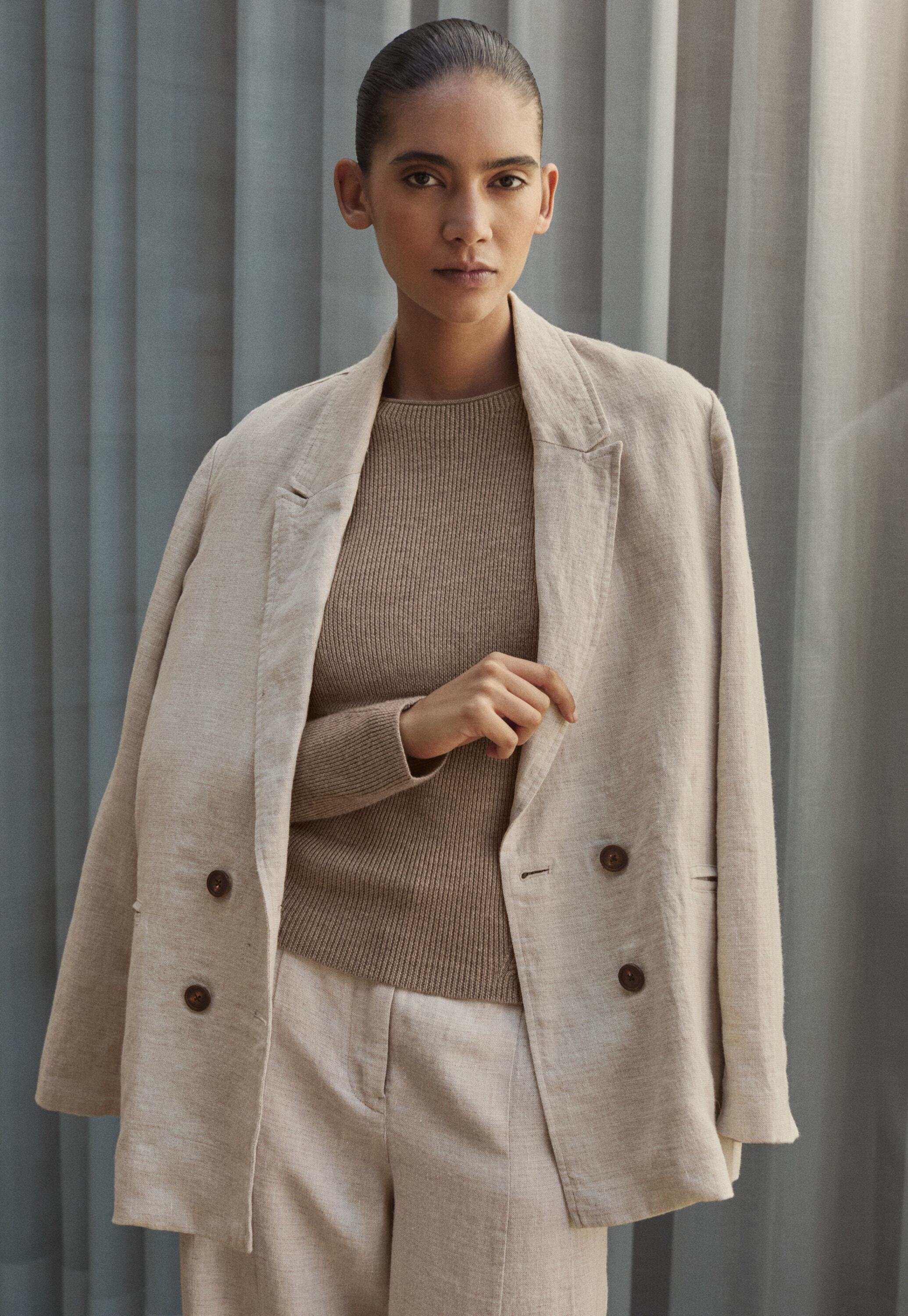 Edge-to-edge cardigan