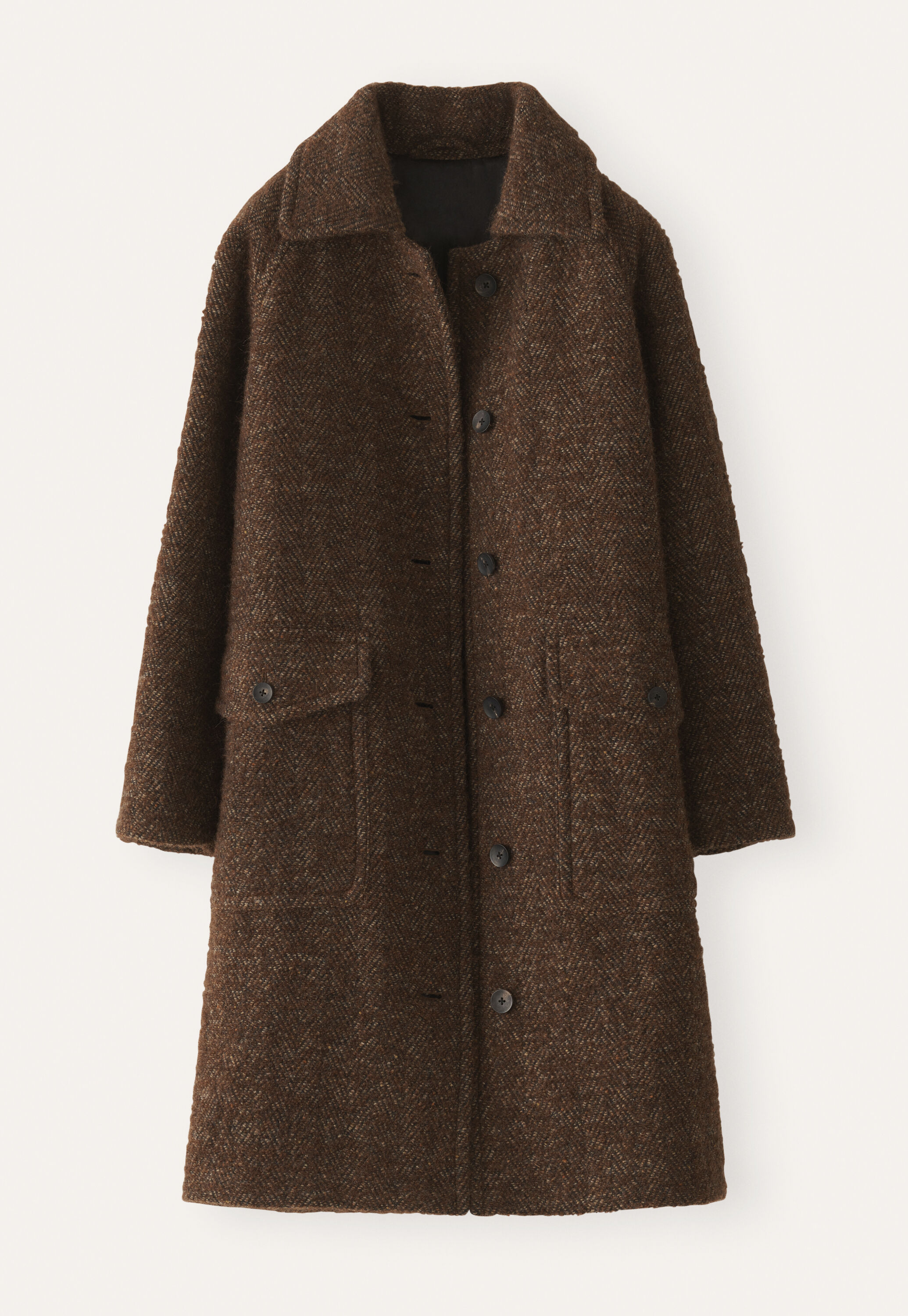 Raglan-sleeve coat