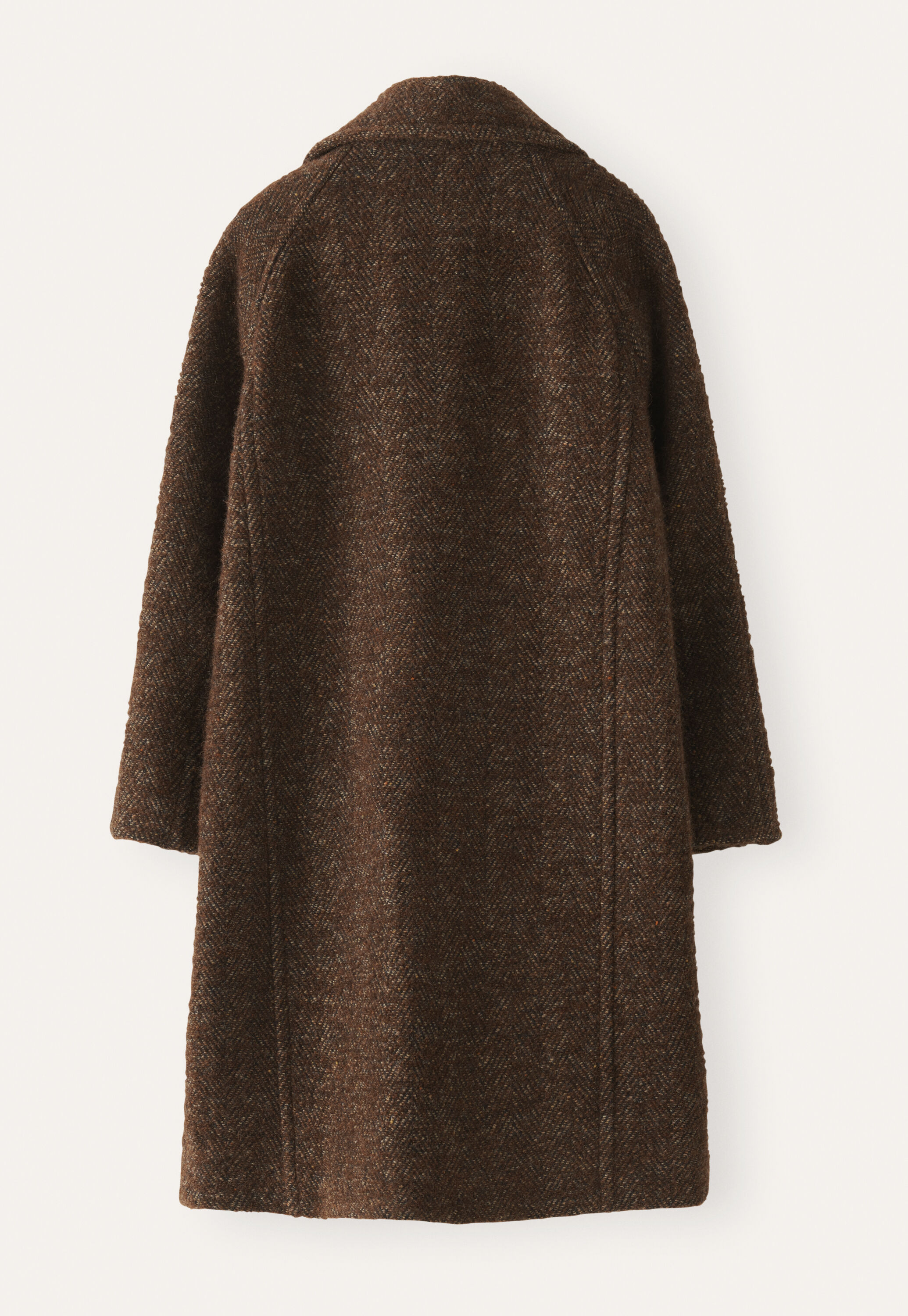 Raglan-sleeve coat