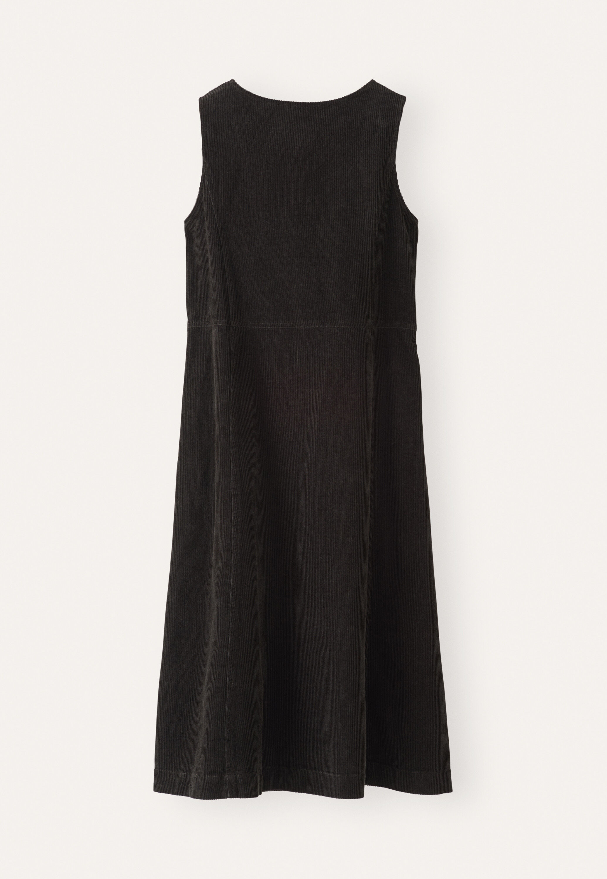 Sleeveless dress