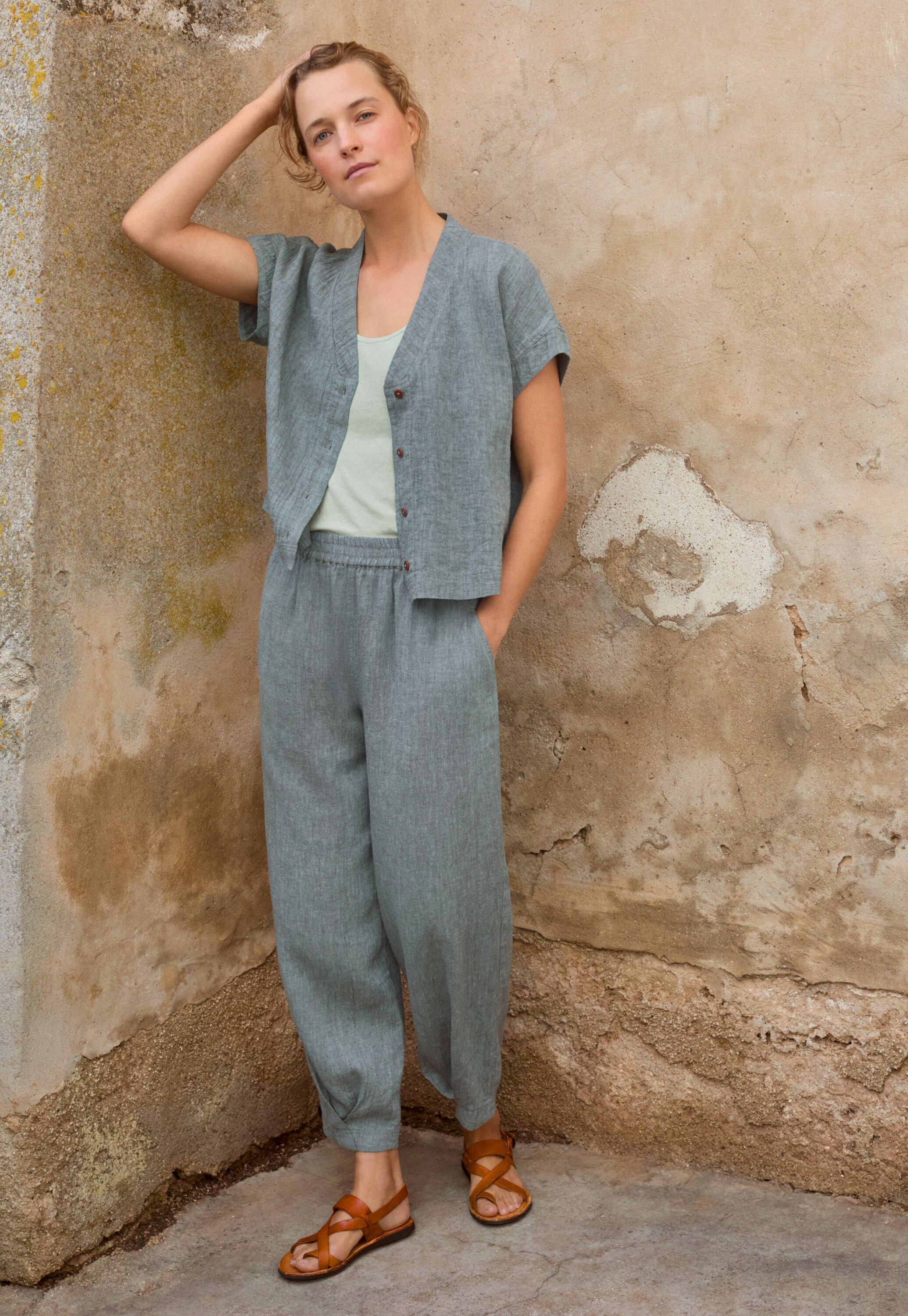Crinkle tapered trousers